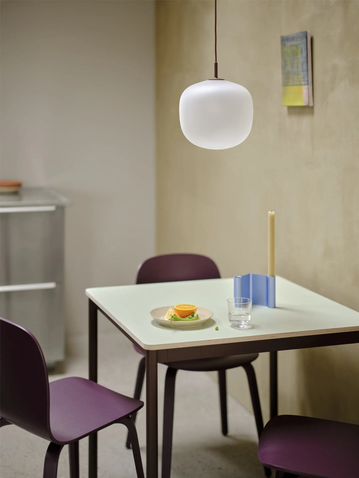 Muuto Pair kynttilänjalka pieni vaaleansininen Muuto