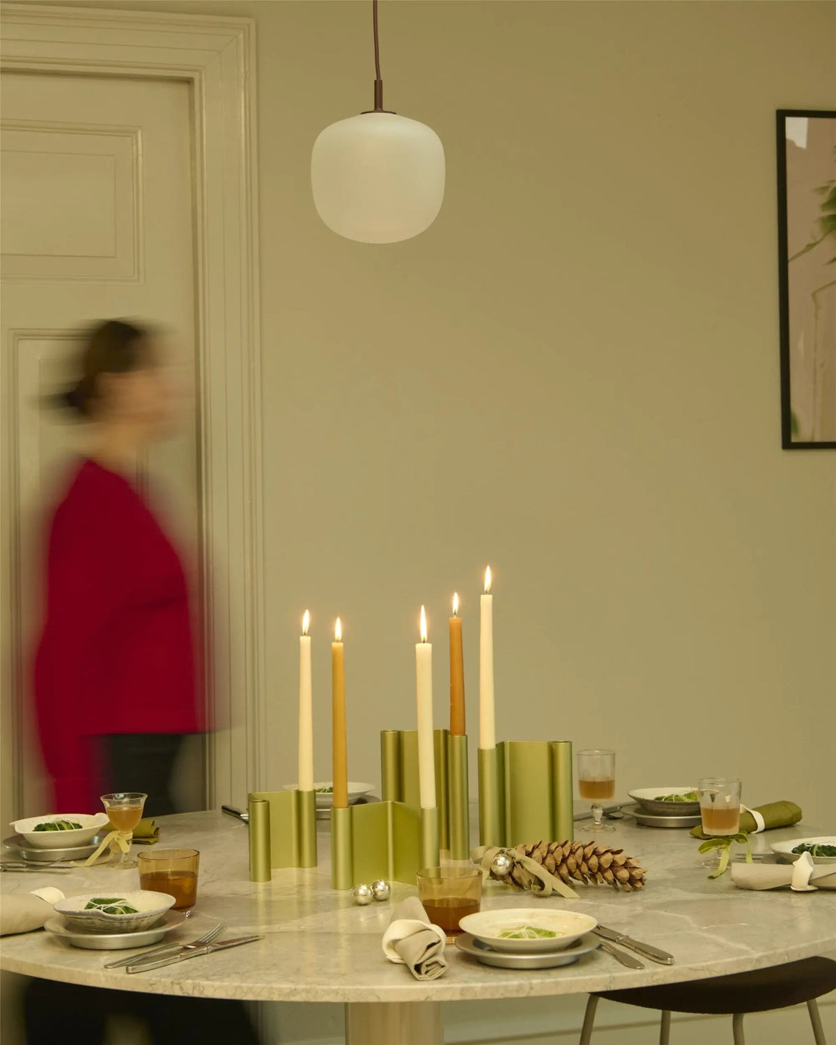 Muuto Pair kynttilänjalka pieni vihreä Muuto