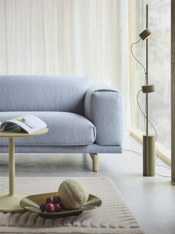 Muuto Post lattiavalaisin ruskeanvihreä Muuto