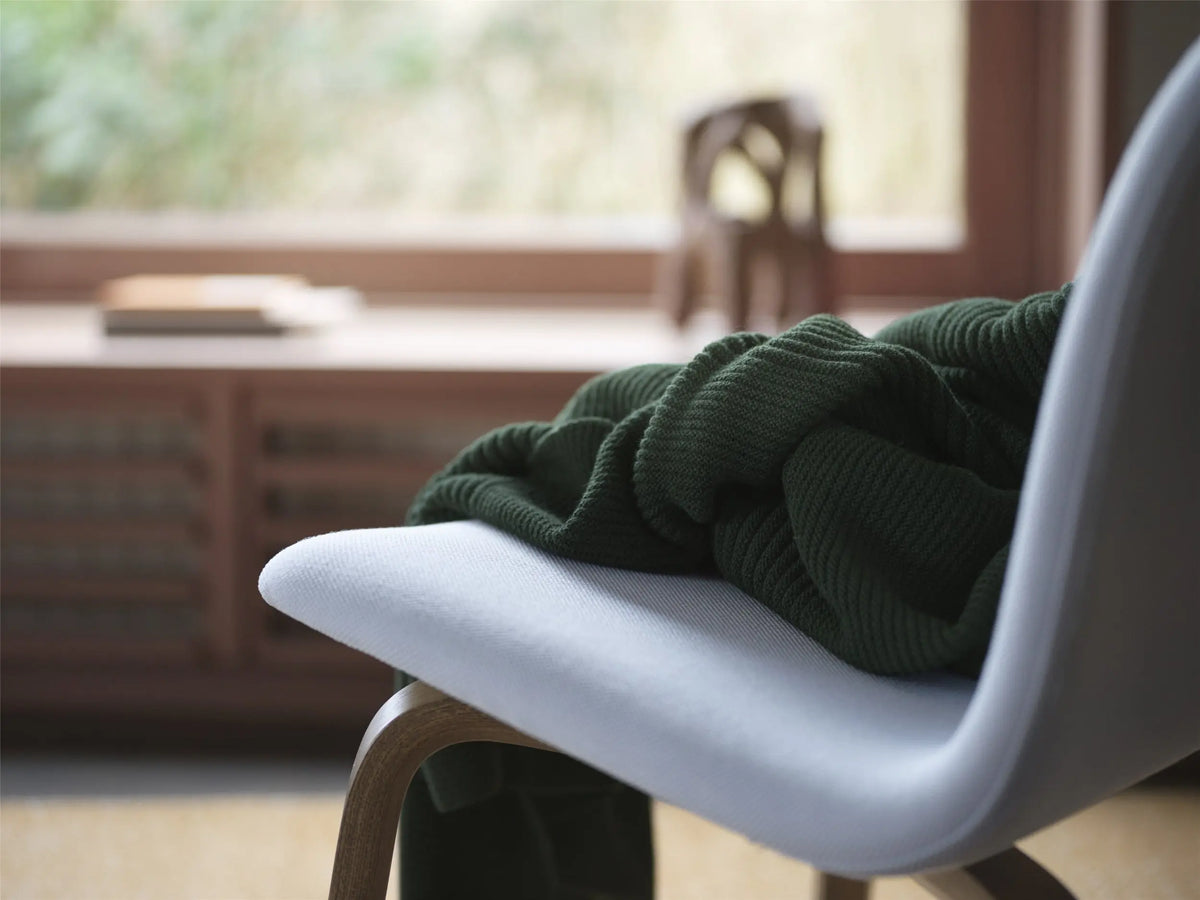 Muuto Rhythm viltti tummanvihreä Muuto