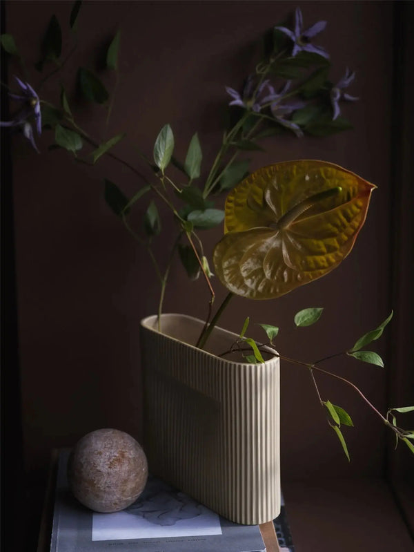 Muuto Ridge S vaasi beige - Laatukaluste