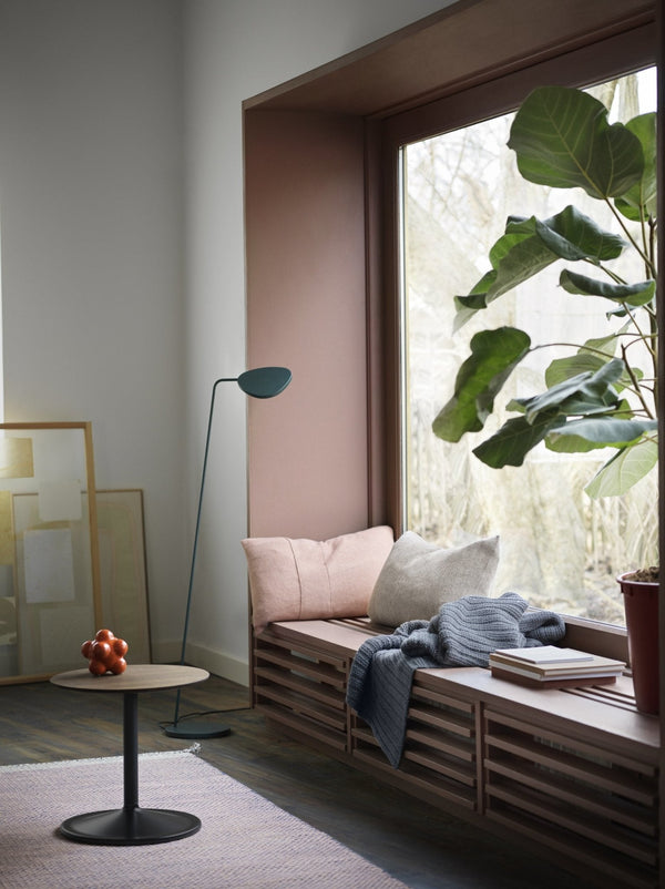 Muuto Soft sivupöytä Ø41 matala tumma tammi/musta - Laatukaluste