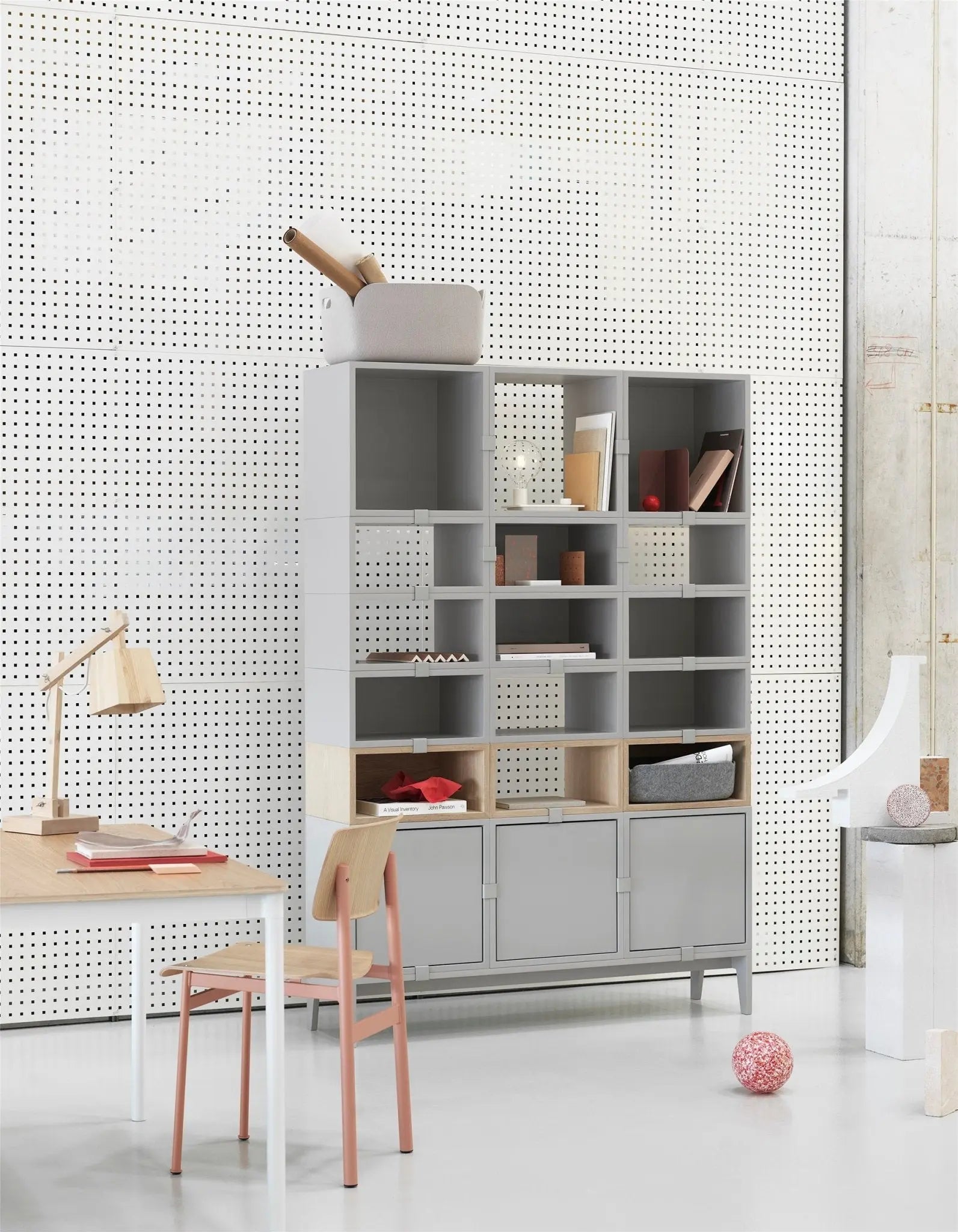 Muuto Stacked hyllymoduuli S valkoinen - Laatukaluste