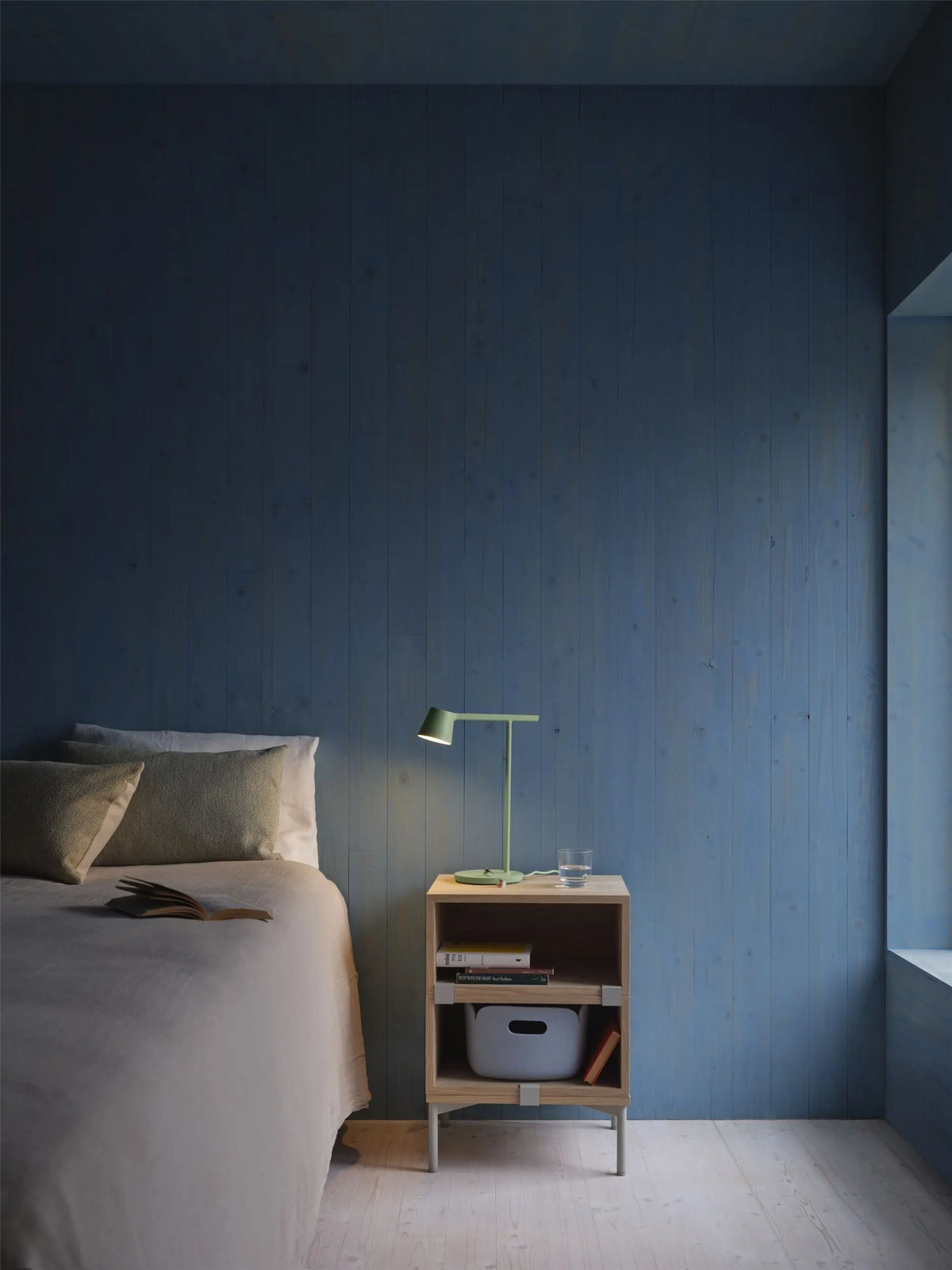 Muuto Tip pöytävalaisin vaaleanvihreä Muuto