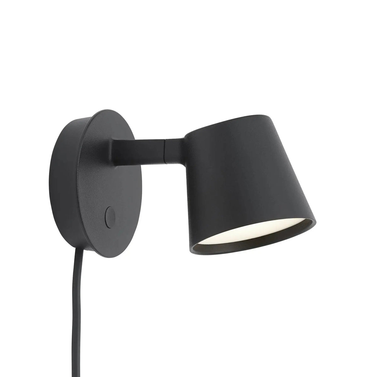 Muuto Tip seinävalaisin musta - Laatukaluste