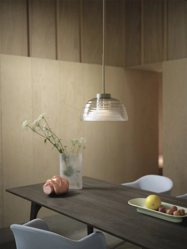 Muuto Two-Layer riippuvalaisin oliivinvihreä Muuto