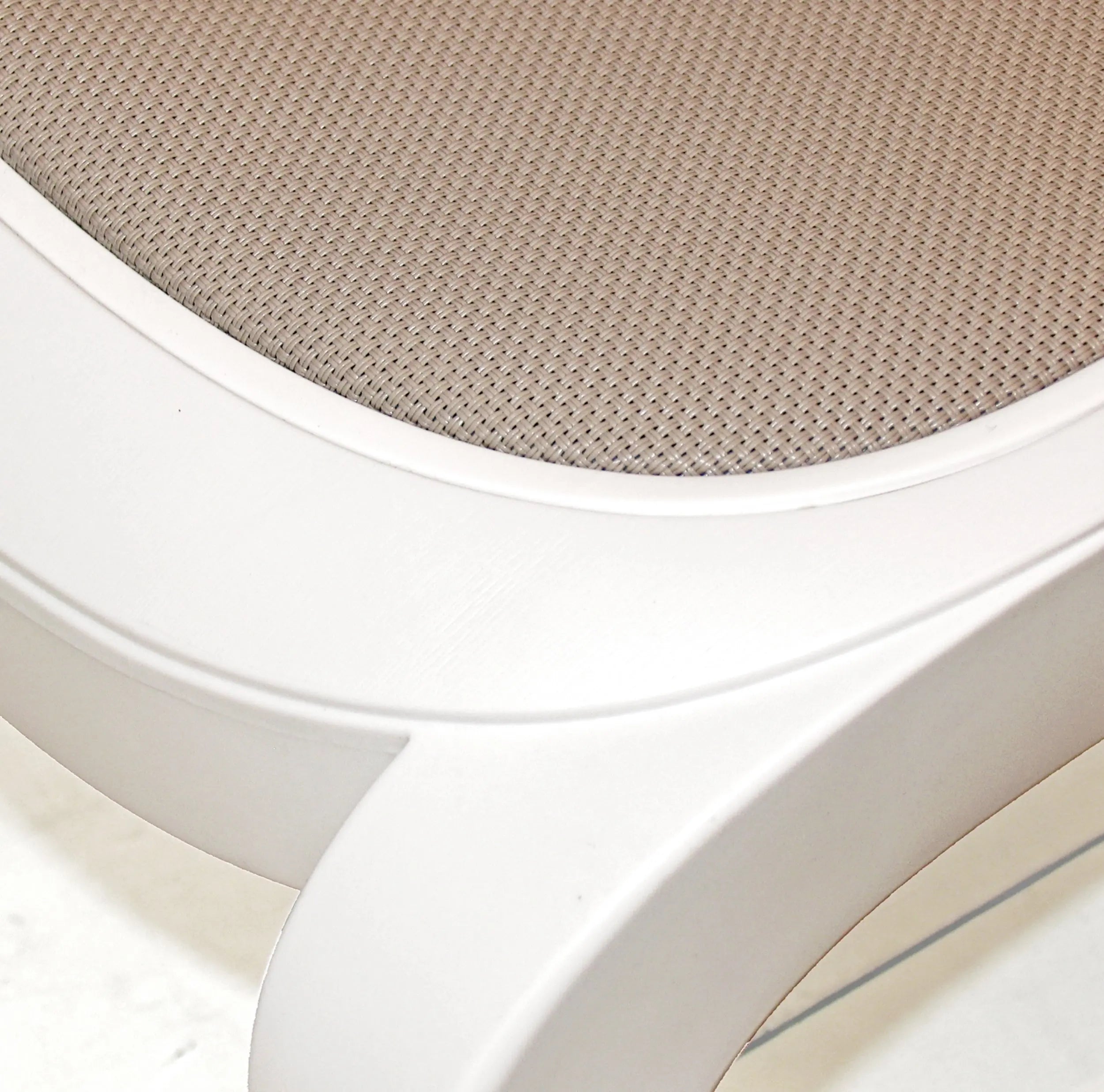 Nardi Alfa aurinkotuoli valkoinen/taupe Nardi