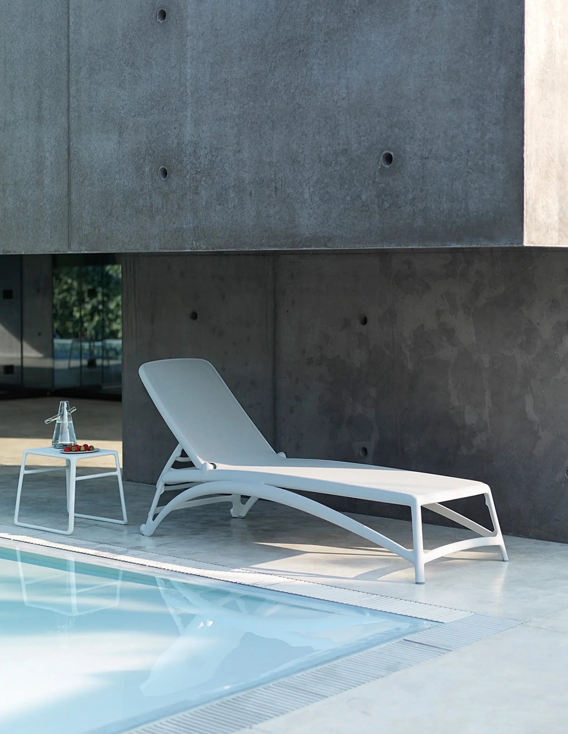 Nardi Atlantico aurinkotuoli valkoinen Nardi
