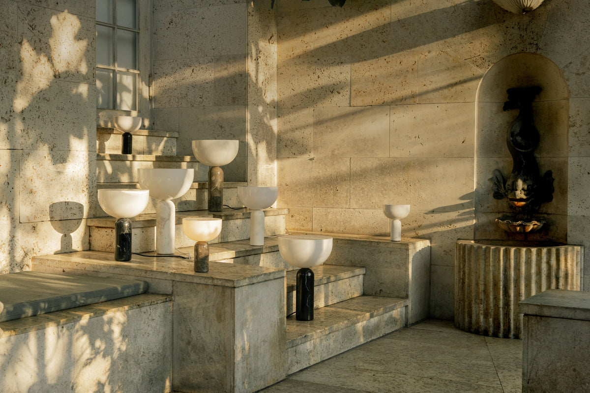 New Works Kizu Portable pöytävalaisin valkoinen marmori New Works