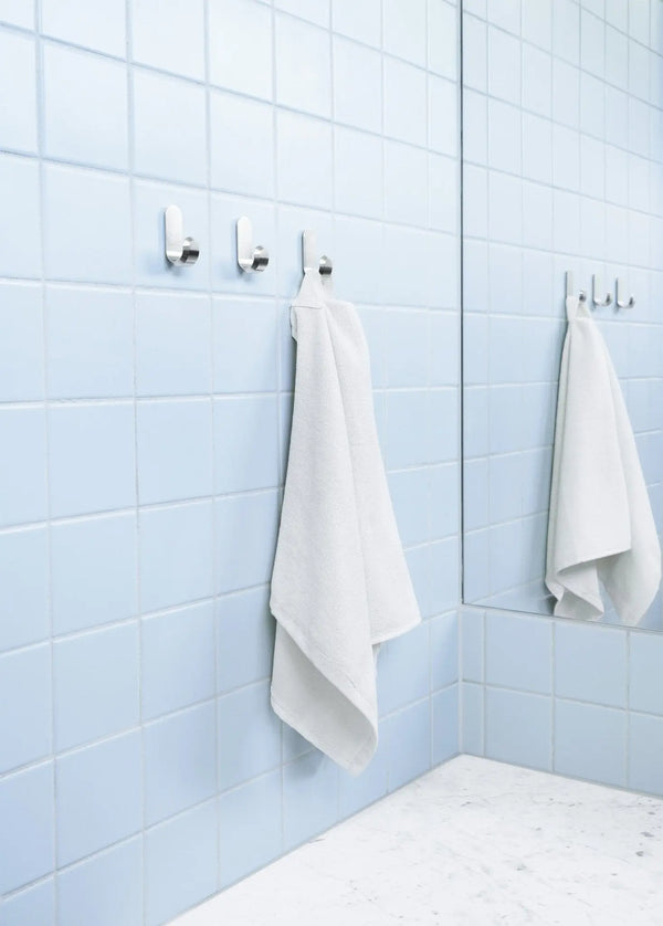 Normann Copenhagen Curve Mini ripustin 2kpl hopea - Laatukaluste