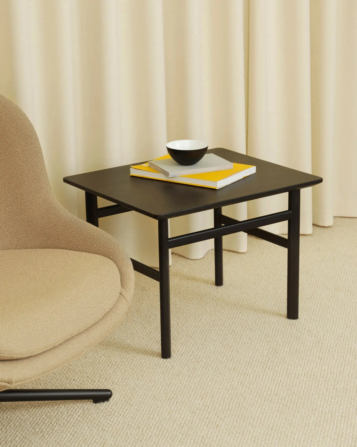 Normann Copenhagen Grow sohvapöytä 50x60 musta Normann Copenhagen