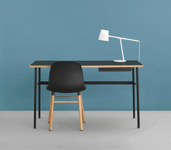 Normann Copenhagen Journal työpöytä musta - Laatukaluste