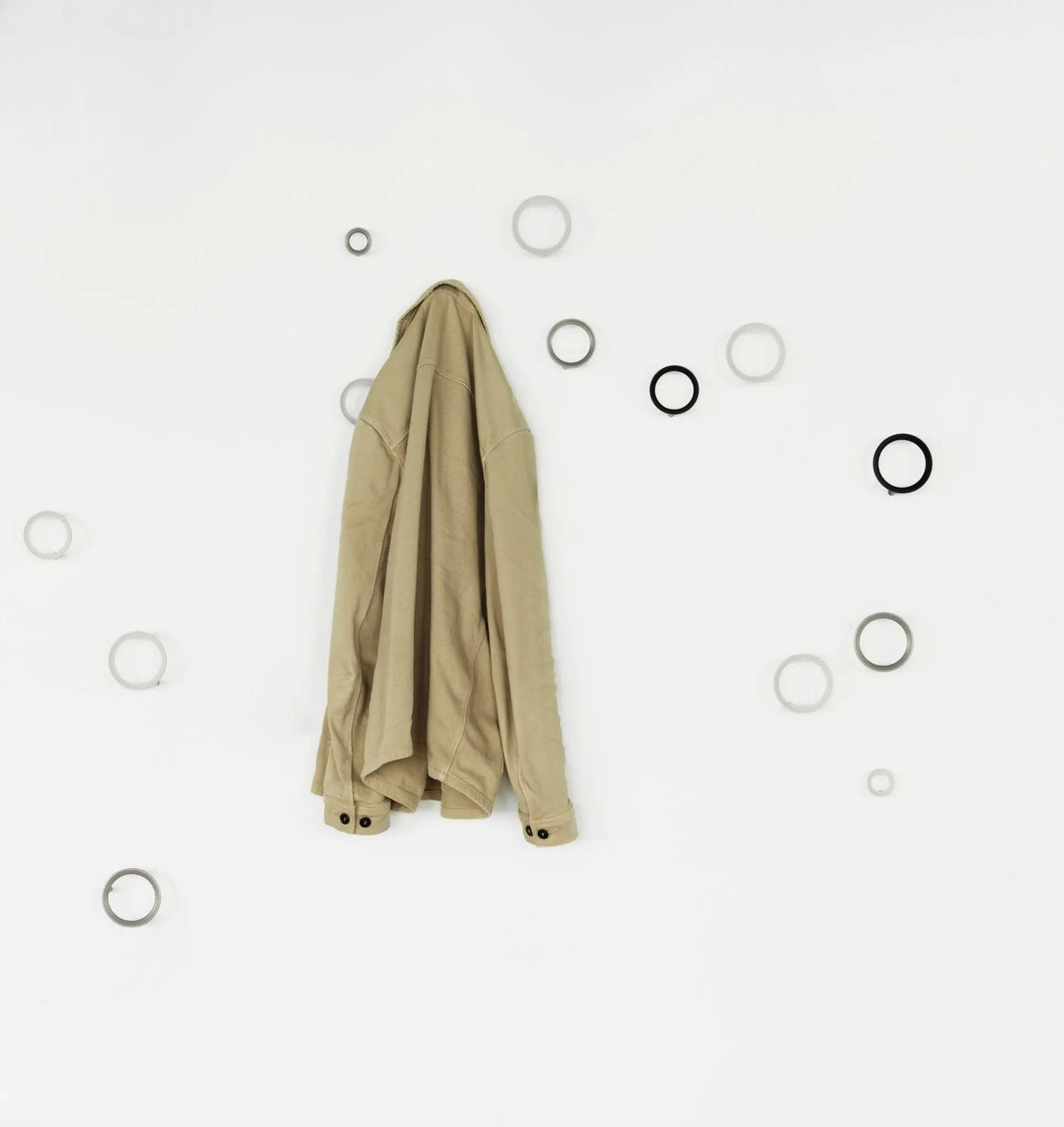 Normann Copenhagen Loop S ripustin musta - Laatukaluste