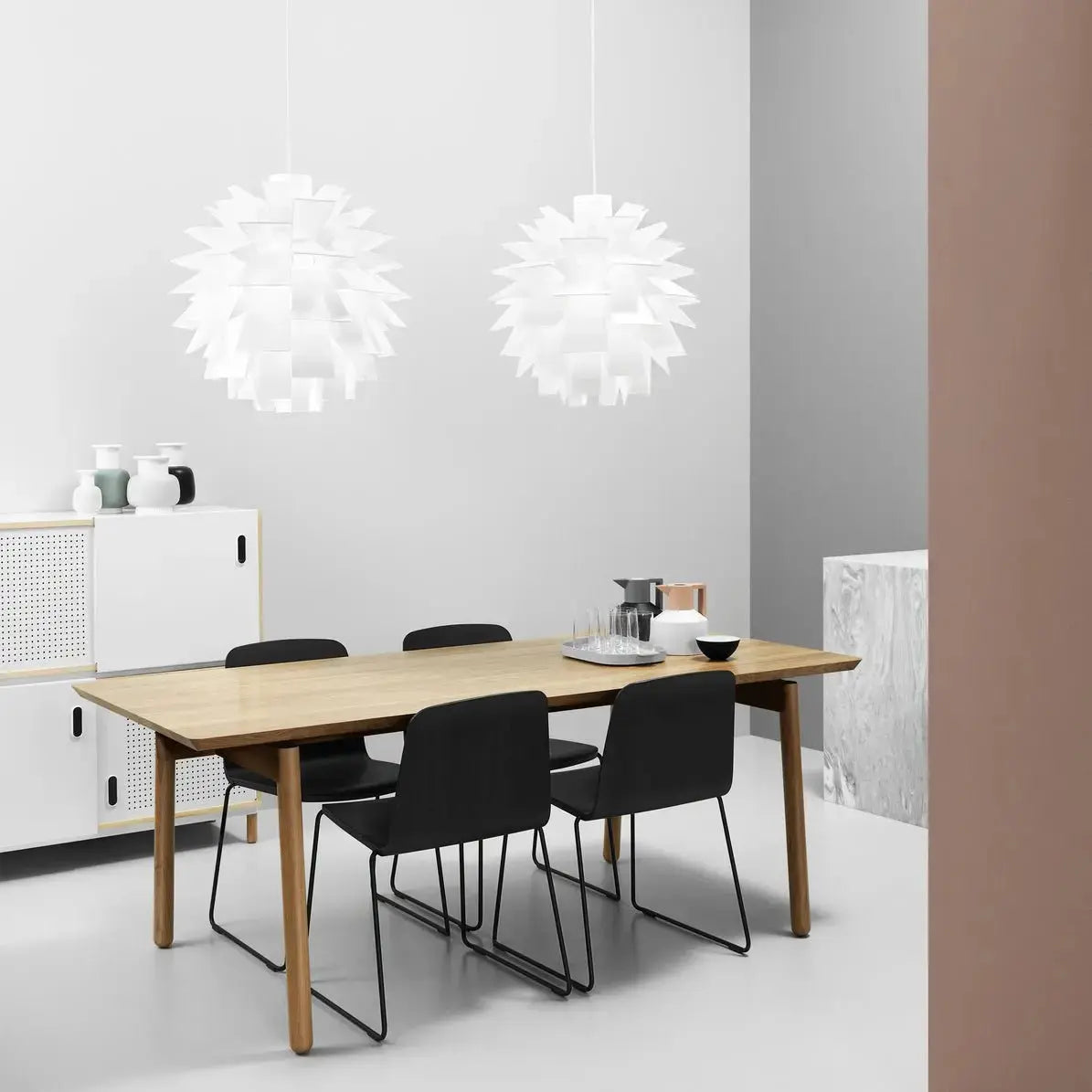 Normann Copenhagen Norm69 XXL valaisin - Laatukaluste