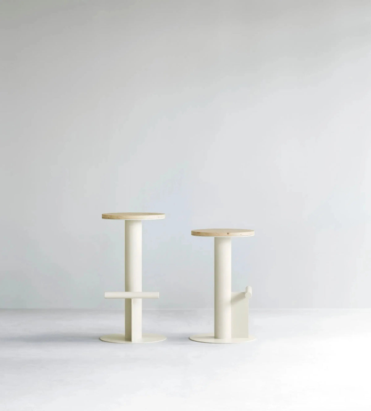 Normann Copenhagen Pine 65cm baarituoli hiekka Normann Copenhagen