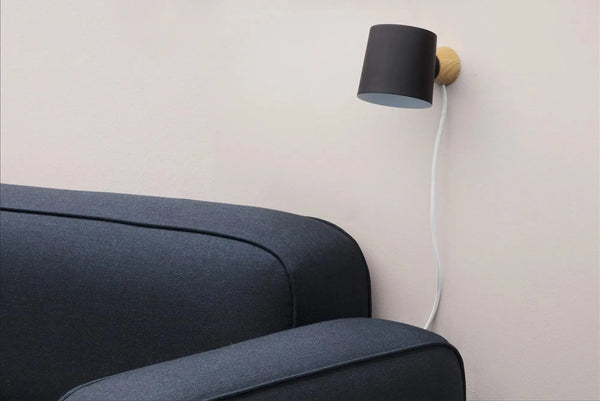 Normann Copenhagen Rise seinävalaisin musta - Laatukaluste
