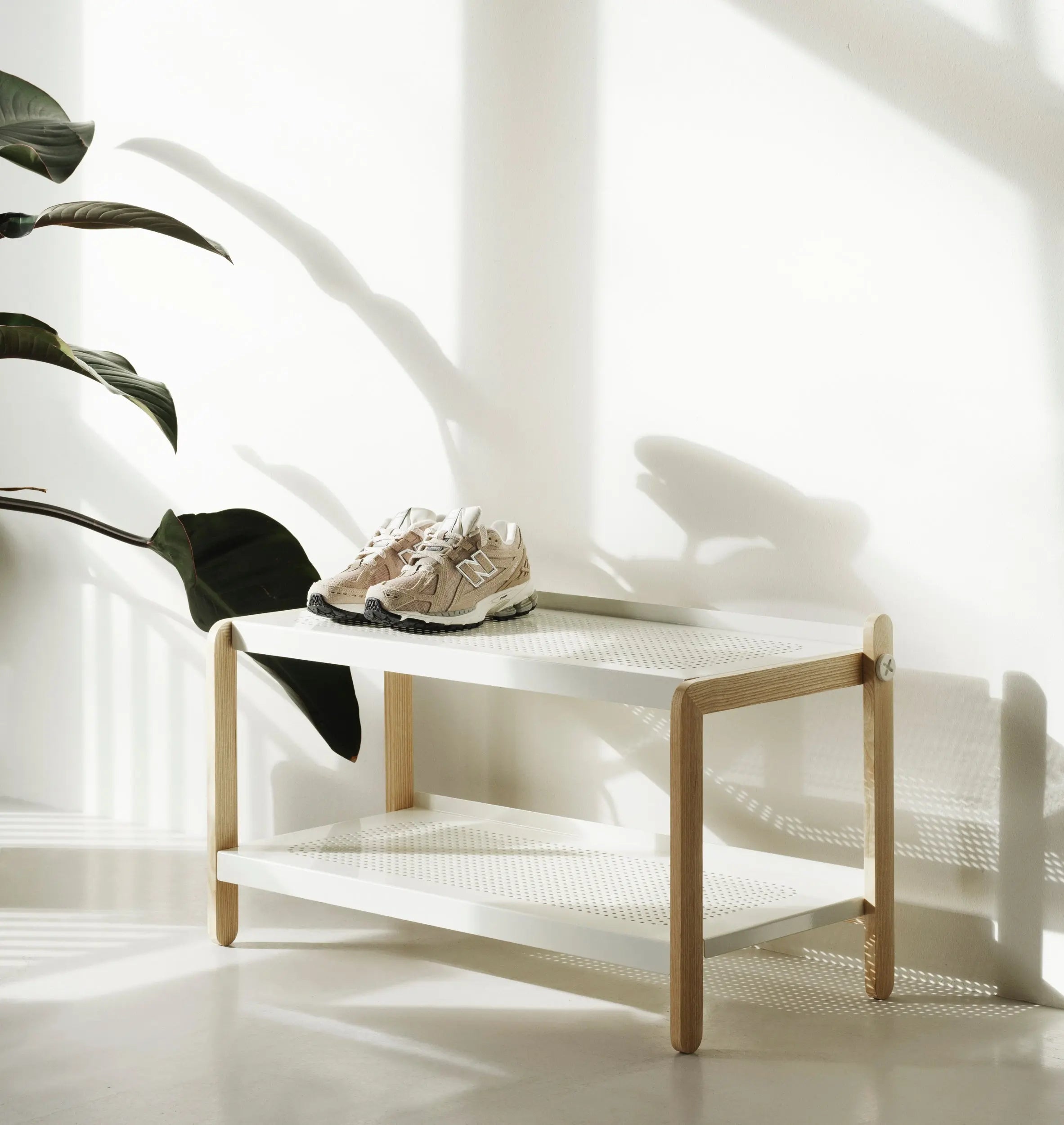 Normann Copenhagen Sko kenkäteline valkoinen - Laatukaluste