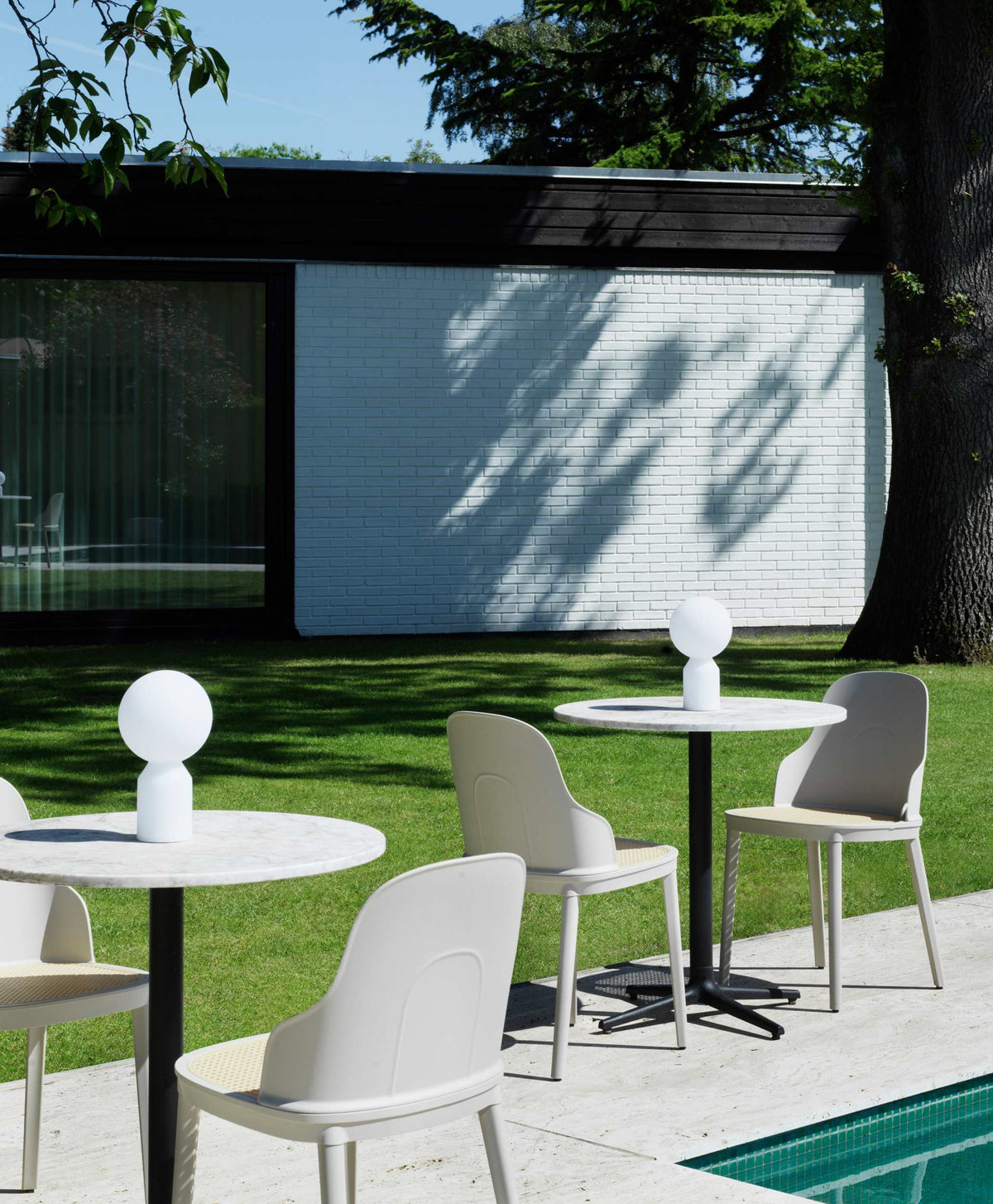 Normann Copenhagen Yo Portable pöytävalaisin pieni valkoinen Normann Copenhagen