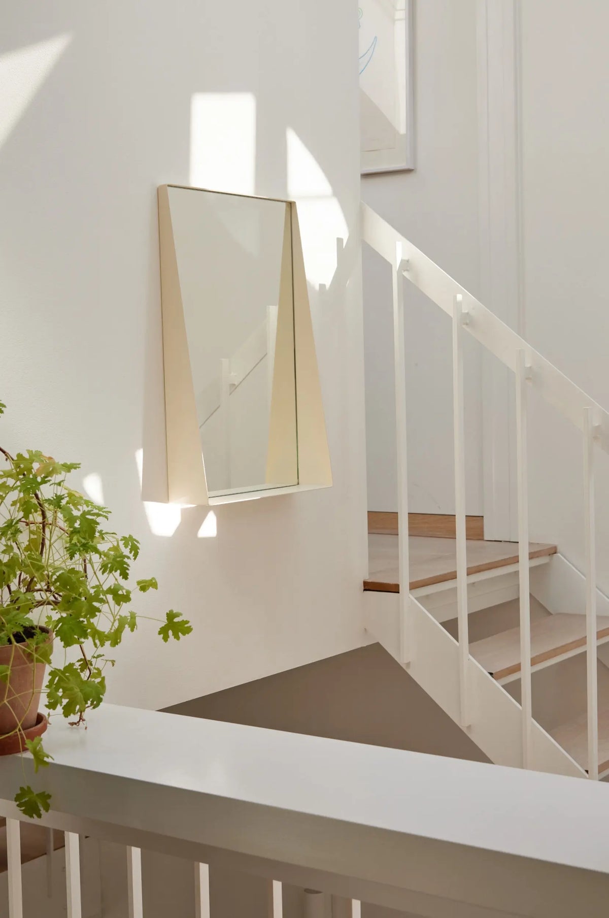 PLEASE WAIT to be SEATED Beak peili M kermanvalkoinen PLEASE WAIT to be SEATED