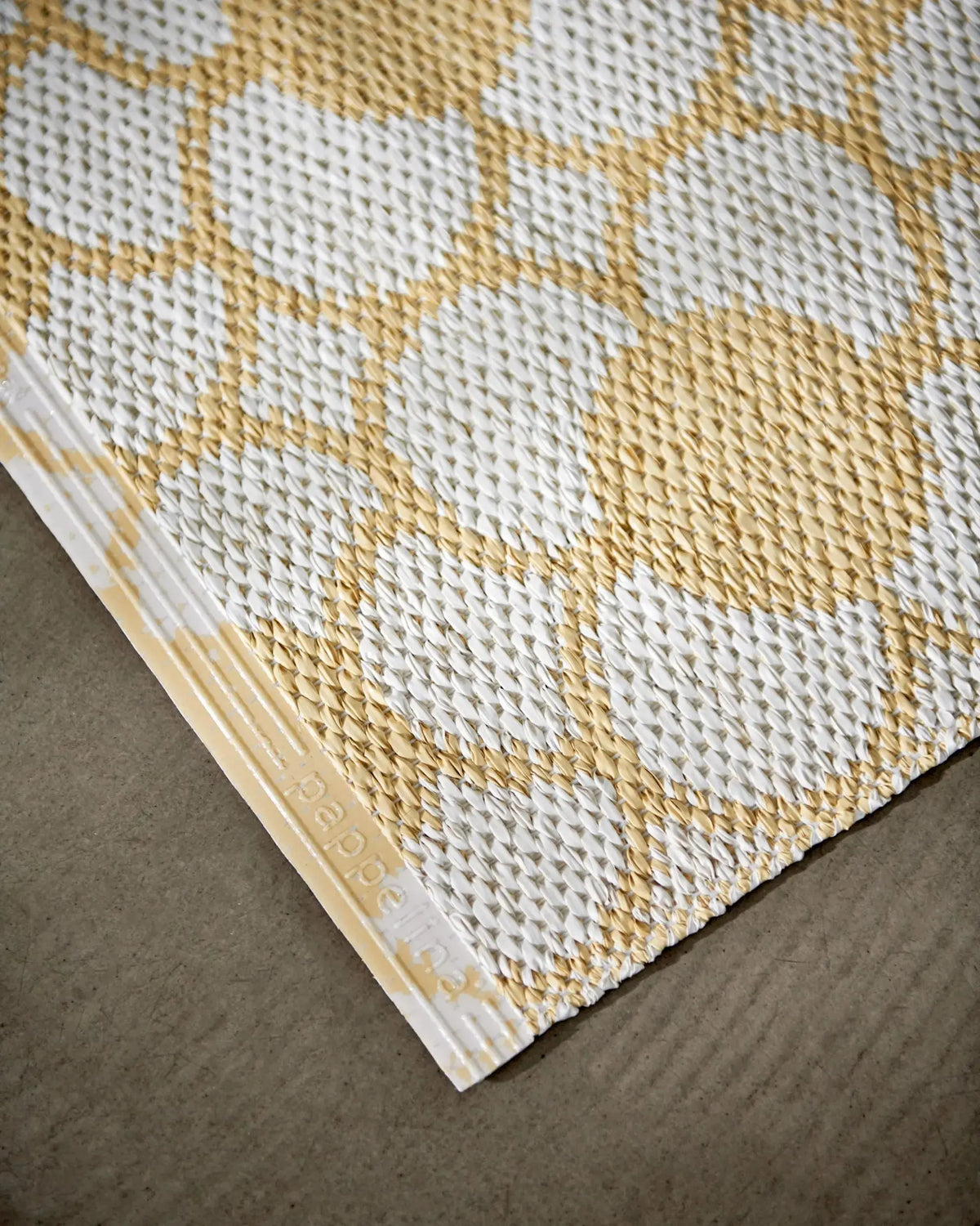 Pappelina Anya matto 70x200 pale yellow Pappelina