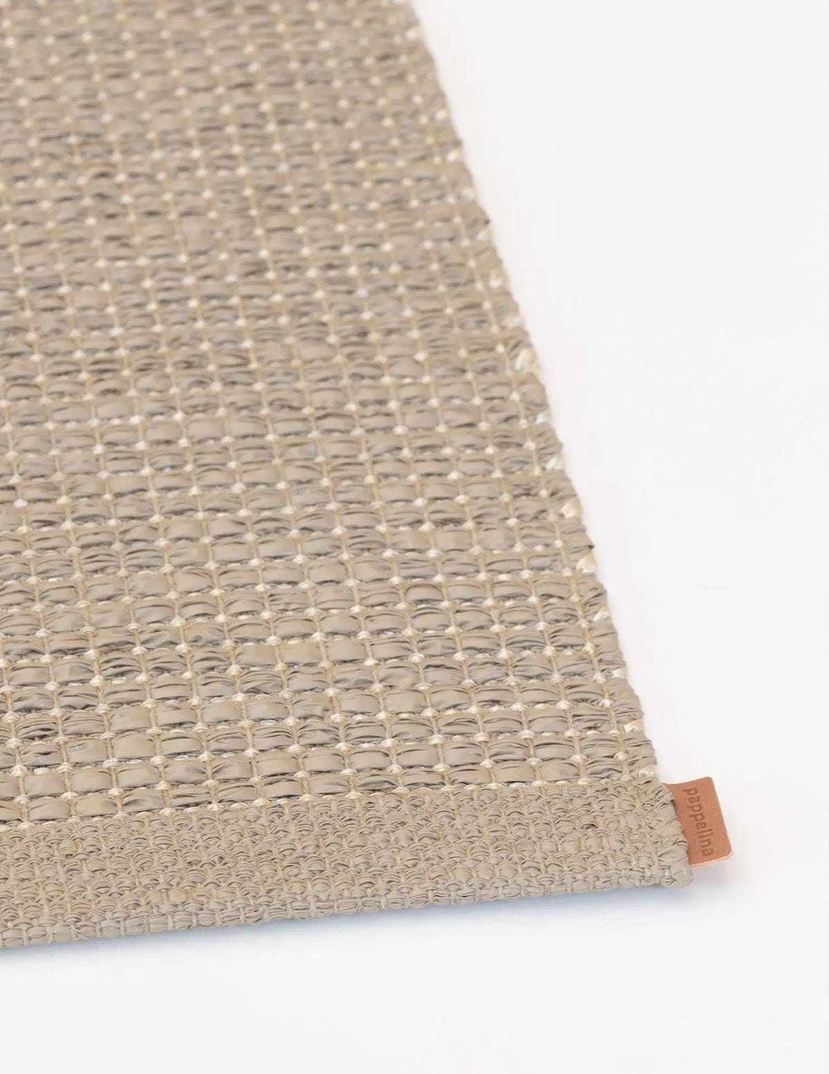 Pappelina EMM matto 70x180 potato/beige metallic Pappelina