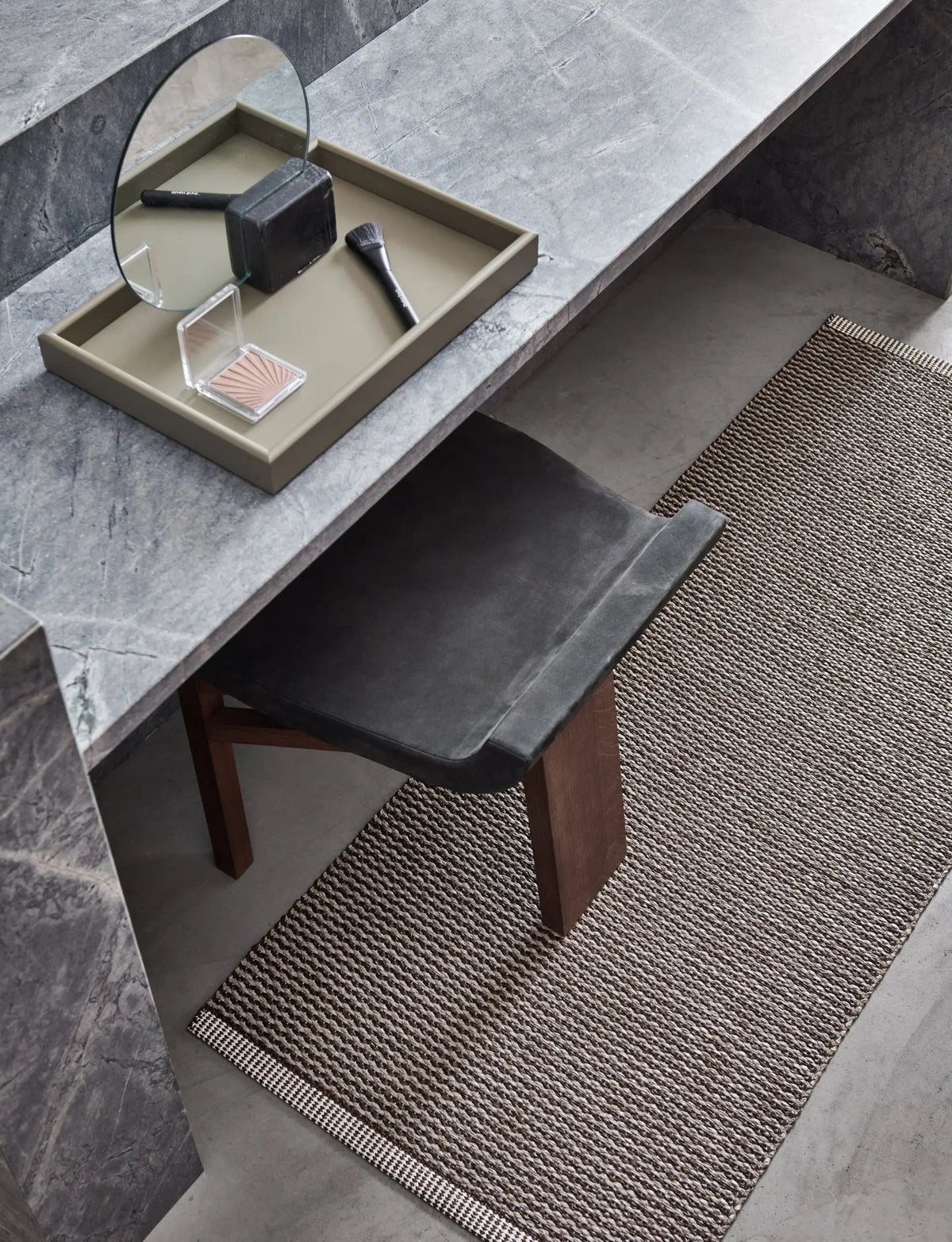 Pappelina Mono matto 85x260 dark brown/dark linen Pappelina