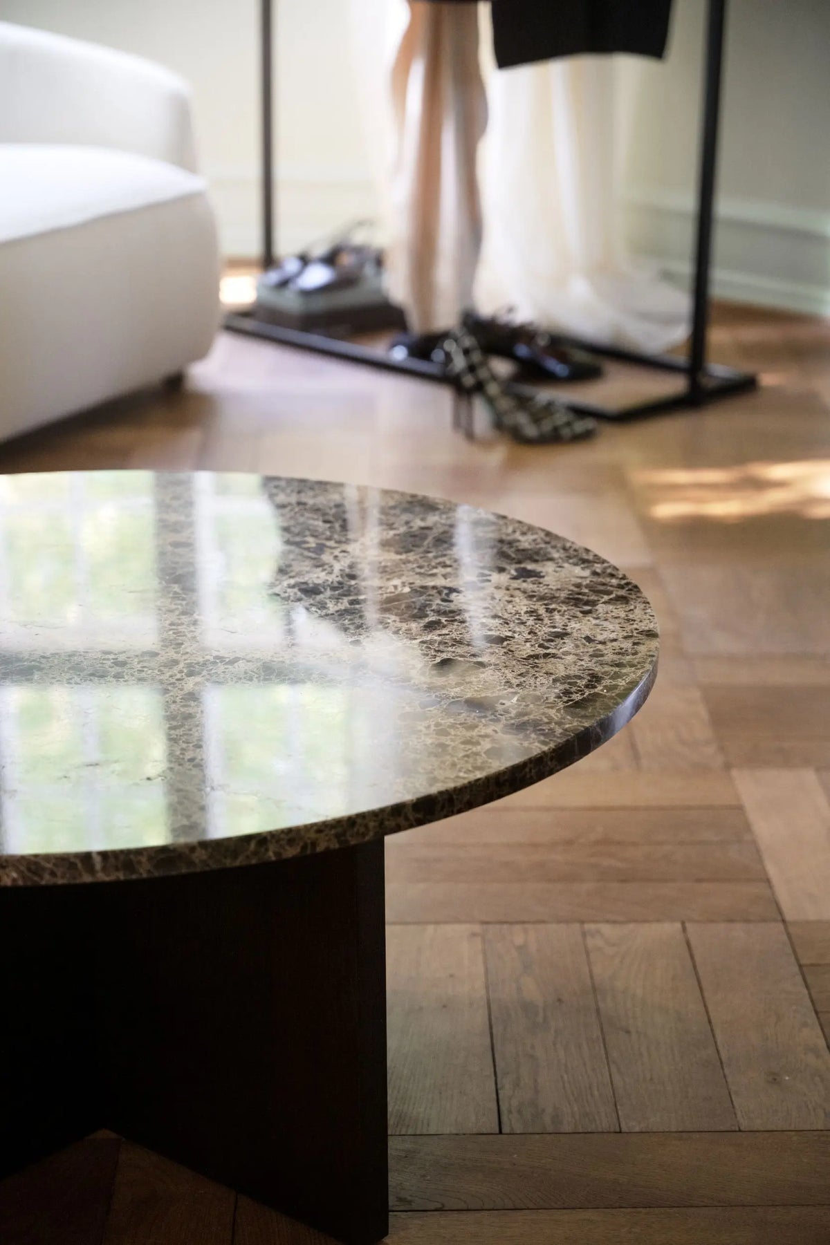 Rowico Brooksville sohvapöytä Ø90 tumma tammi/ruskea Rowico