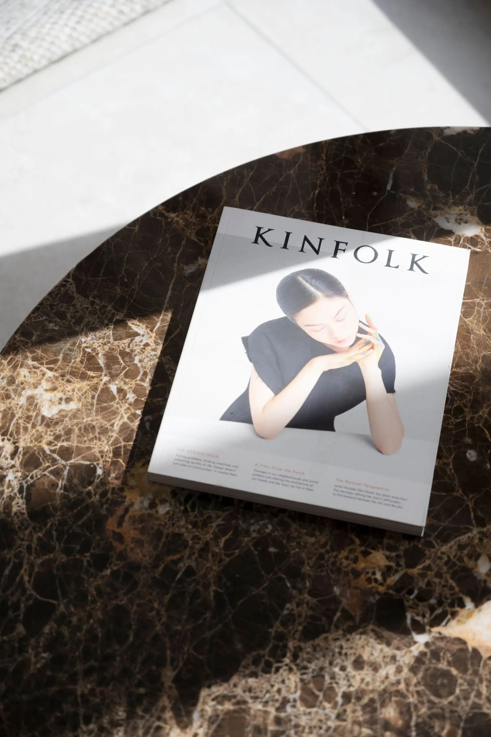 Rowico Brooksville sohvapöytä Ø90 valkolakattu tammi/ruskea Rowico