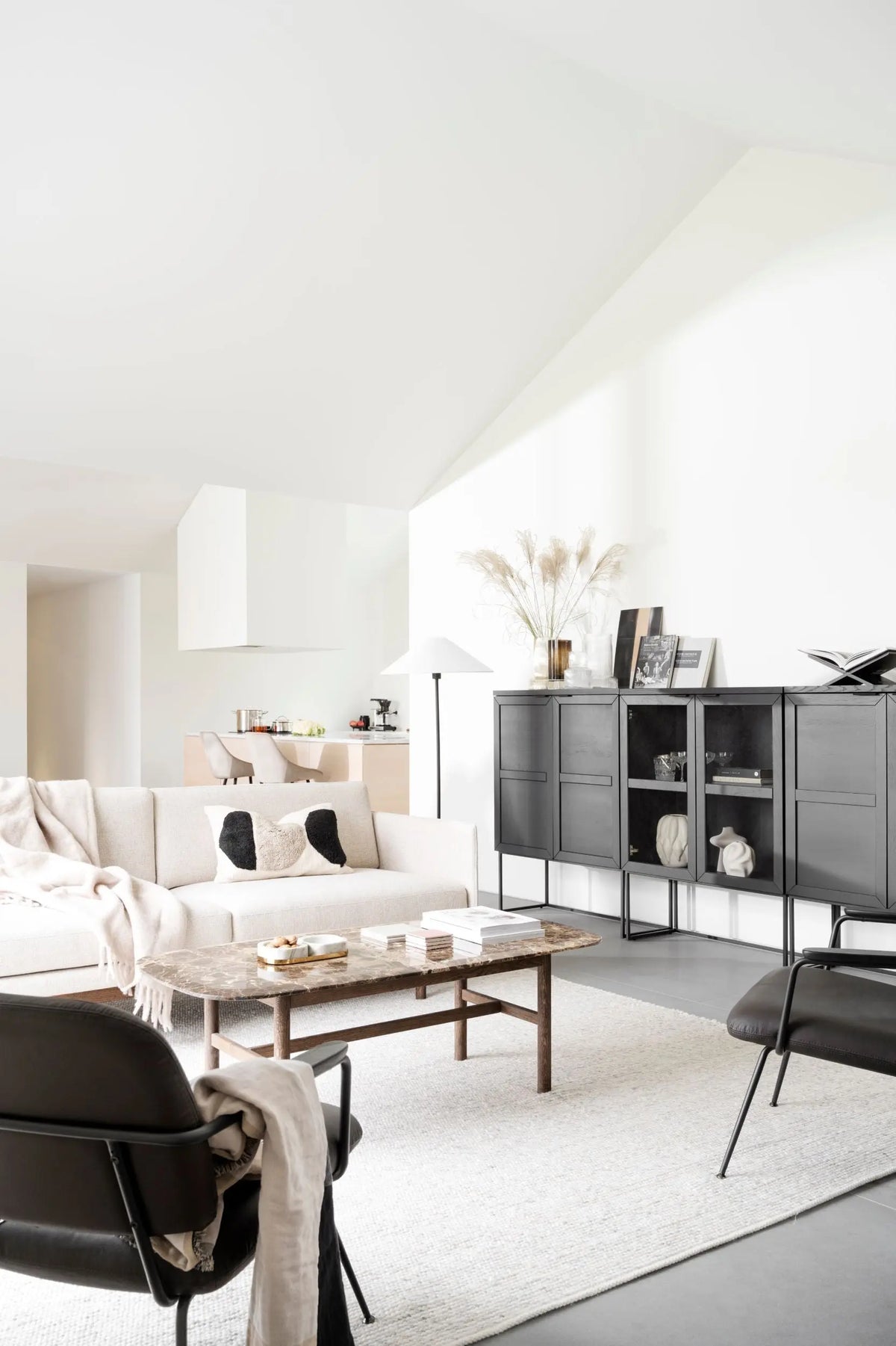 Rowico Hammond sohvapöytä 135x62 tumma tammi/ruskea Rowico