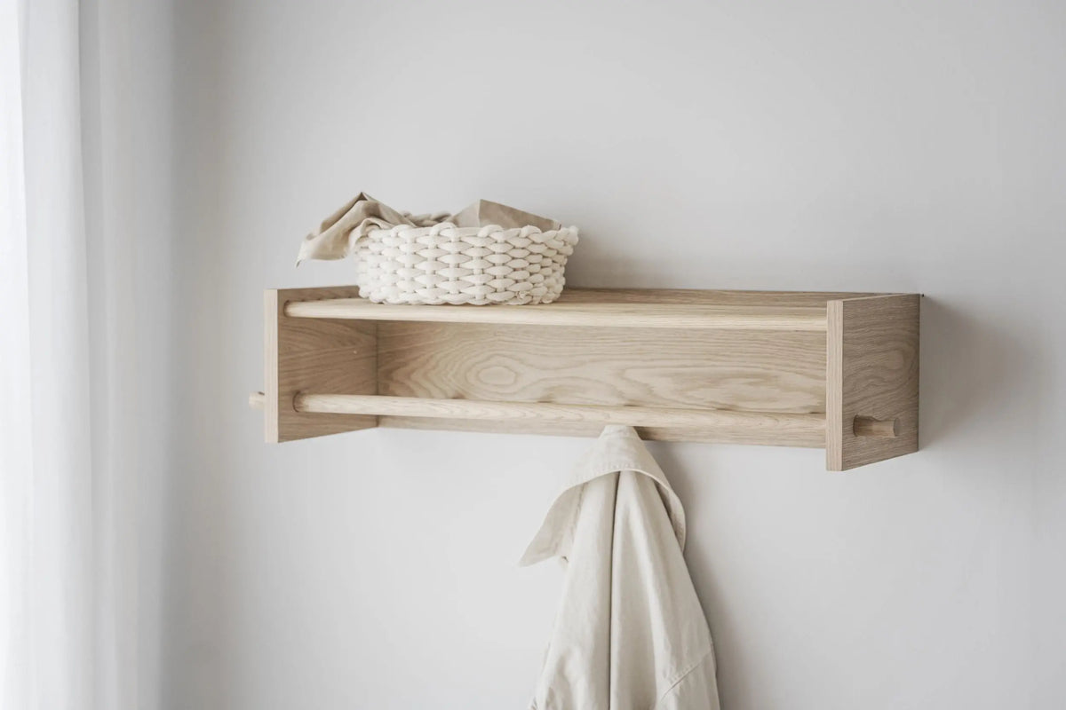 Rowico Hillmond hattuteline valkolakattu tammi Rowico