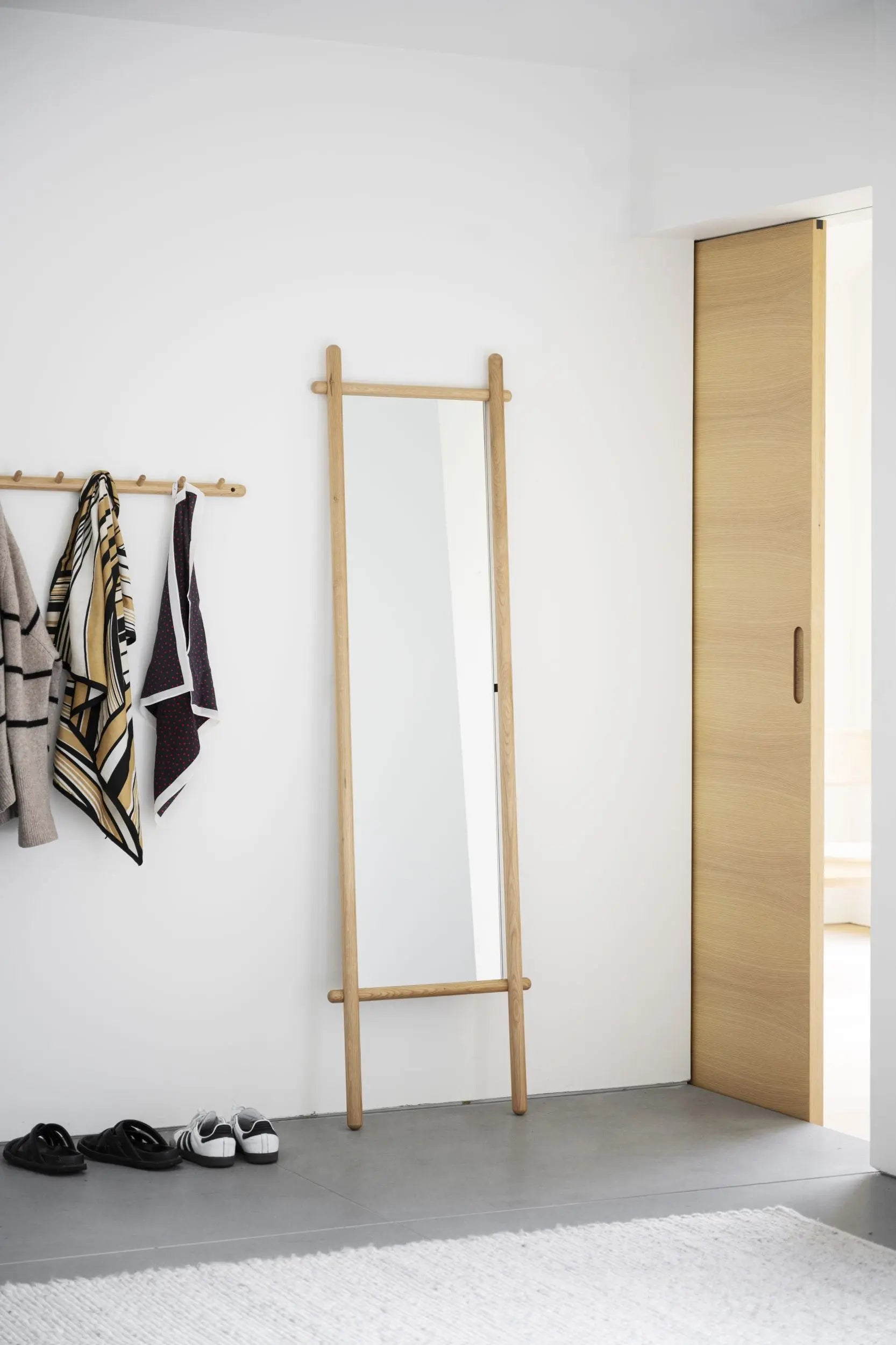 Rowico Milford naulakko 80 cm tammi Rowico