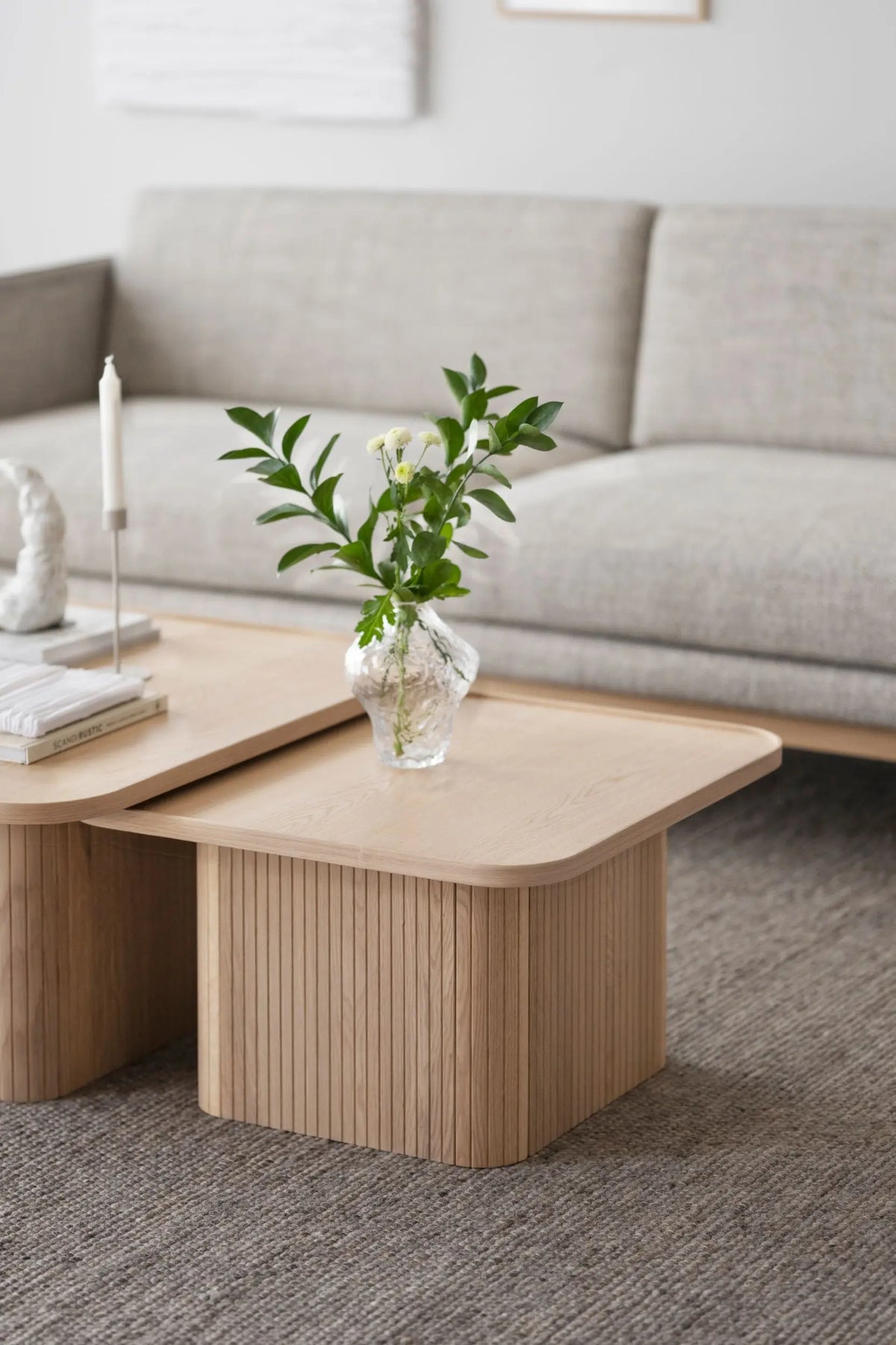 Rowico Sullivan sohvapöytä 60x60 valkolakattu tammi Rowico