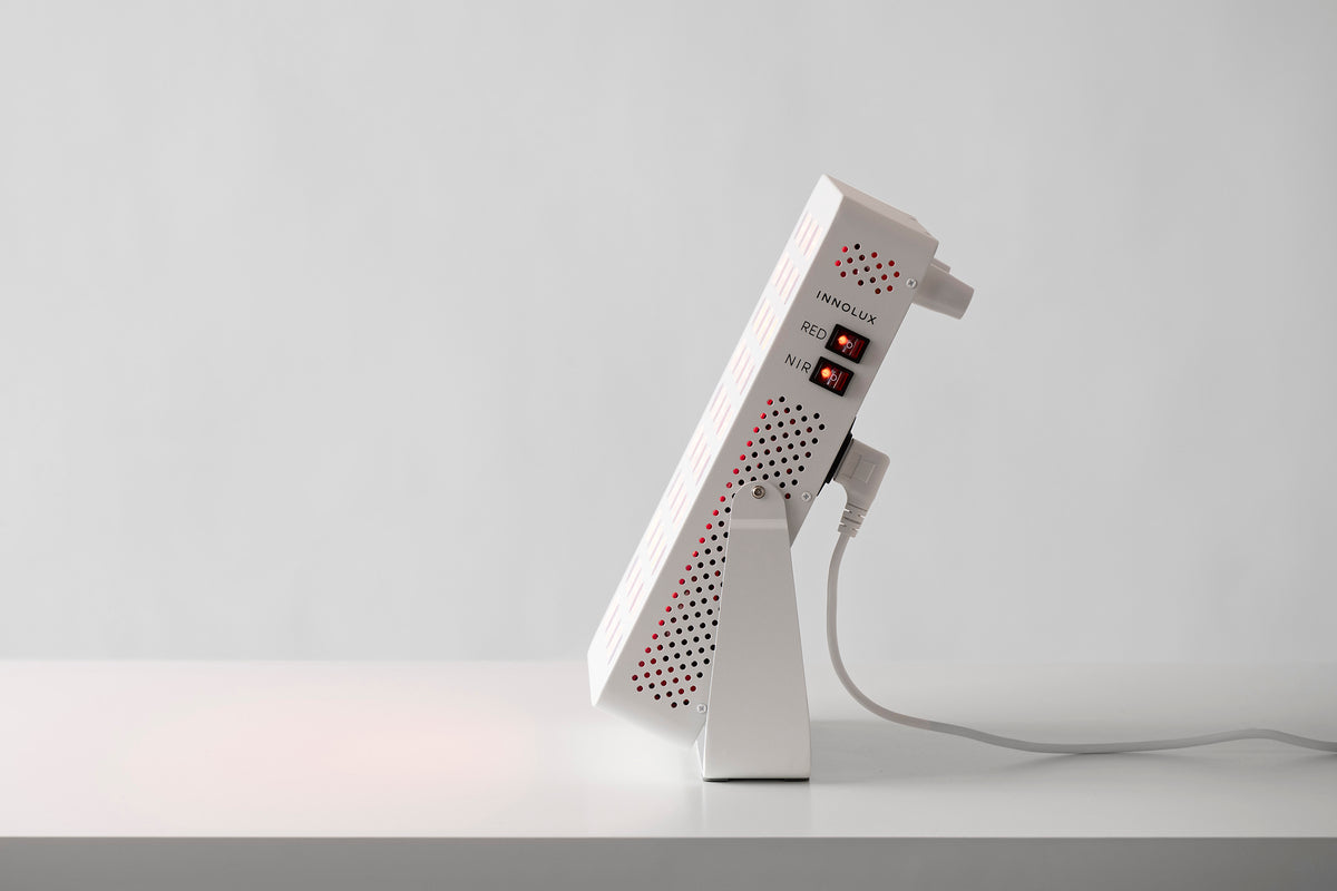 Innolux RED S2 punavalolaite