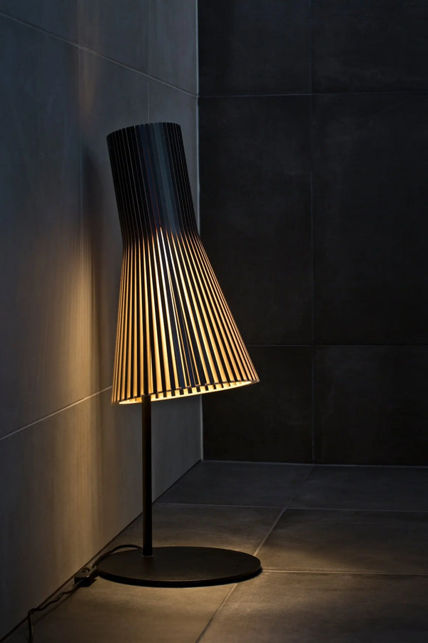 Secto 4220 pöytävalaisin musta Secto Design