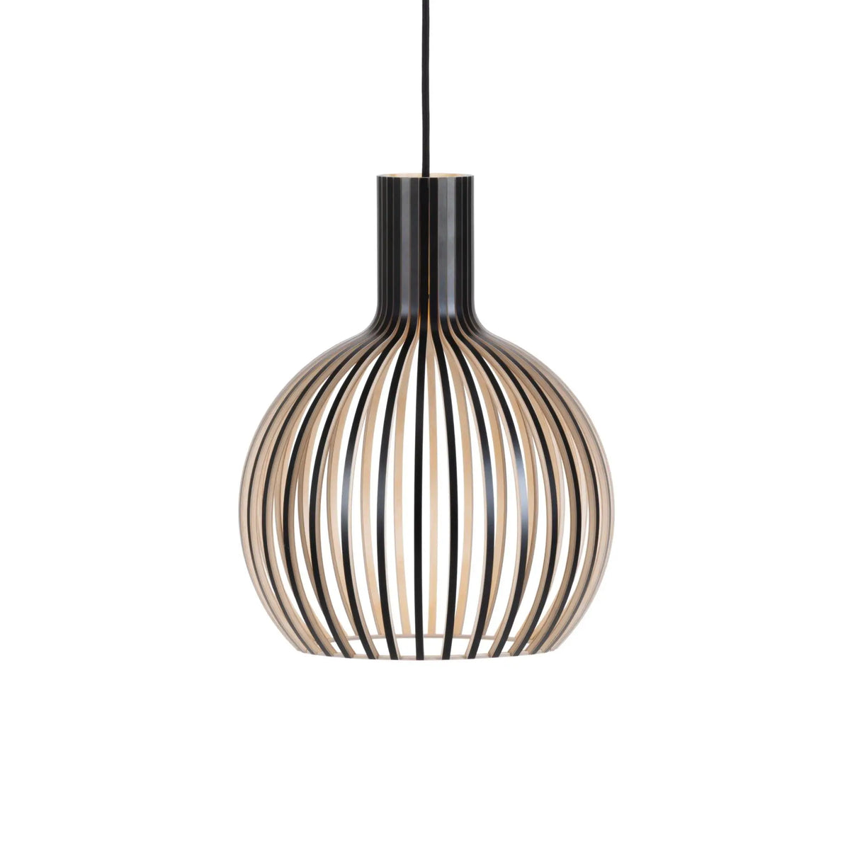 Secto Octo Tre 4242 pieni valaisin musta Secto Design