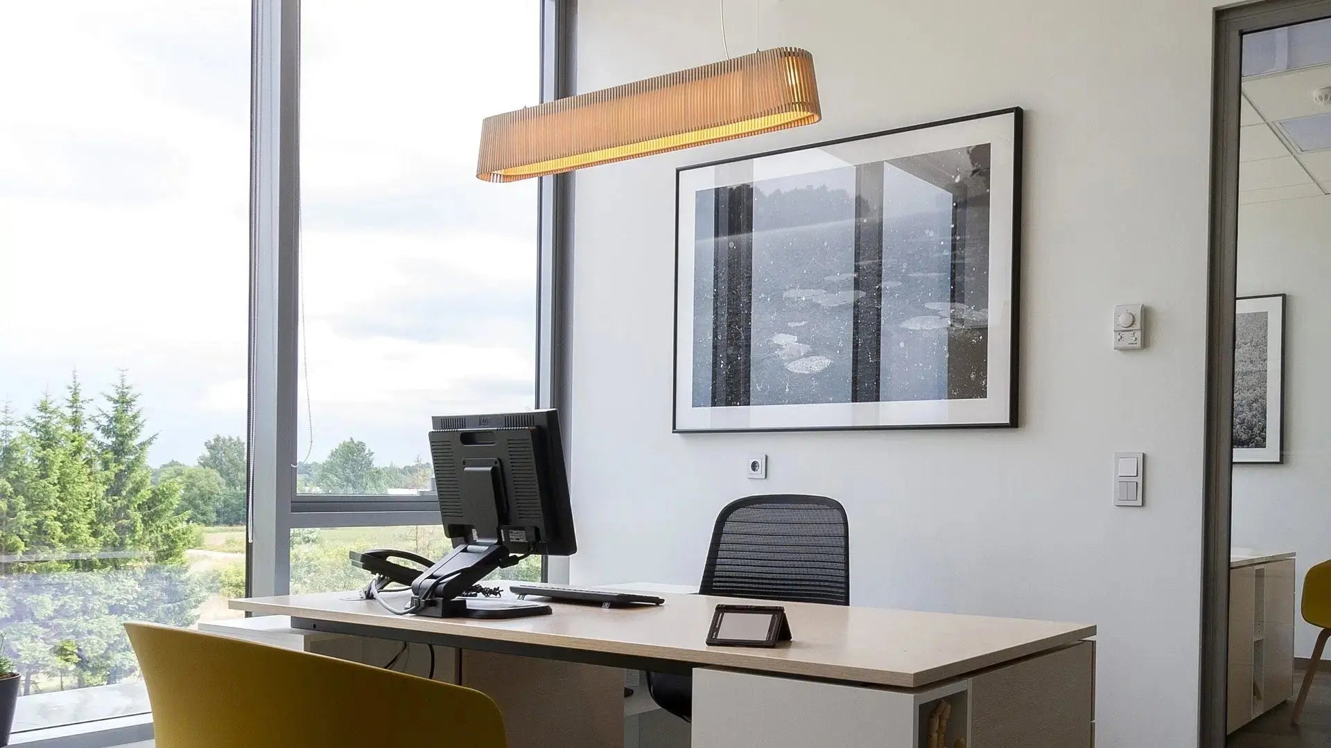 Secto Owalo 7000 musta - Laatukaluste