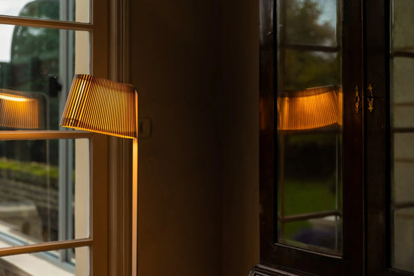Secto Owalo 7010 lattiavalaisin pähkinä Secto Design
