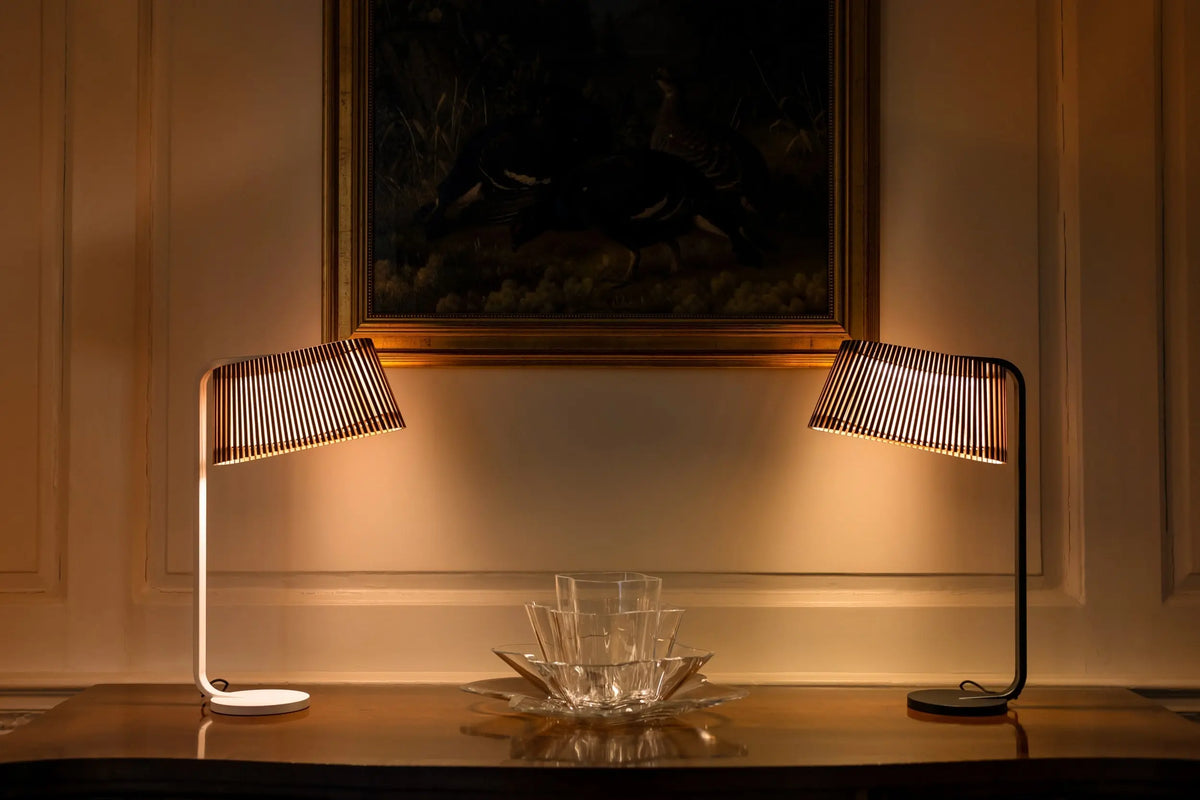 Secto Owalo 7020 pöytävalaisin pähkinä Secto Design