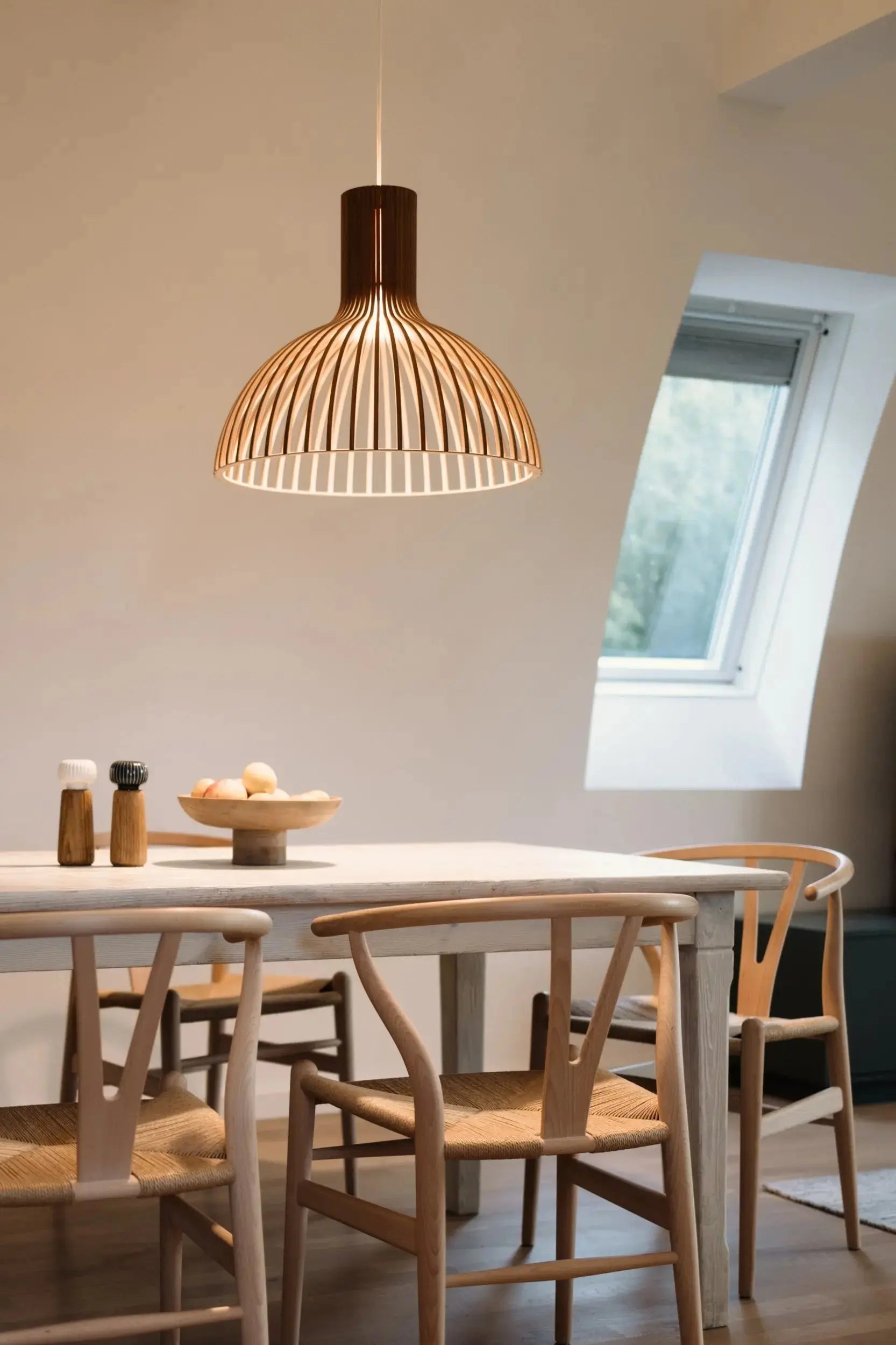 Secto Victo 4250 valaisin pähkinä Secto Design