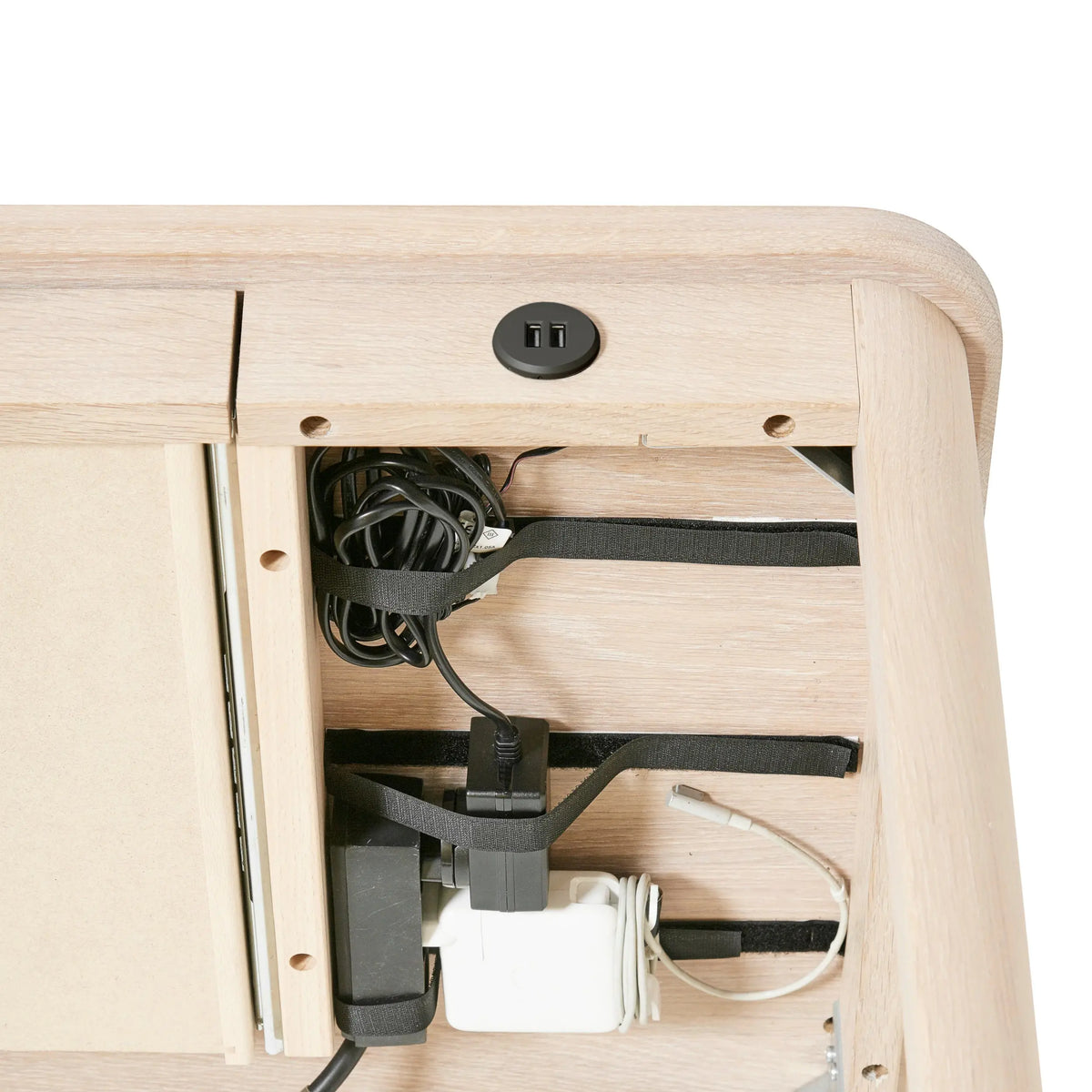 Skovby #131 työpöytä valkoöljytty tammi/valkoinen Skovby