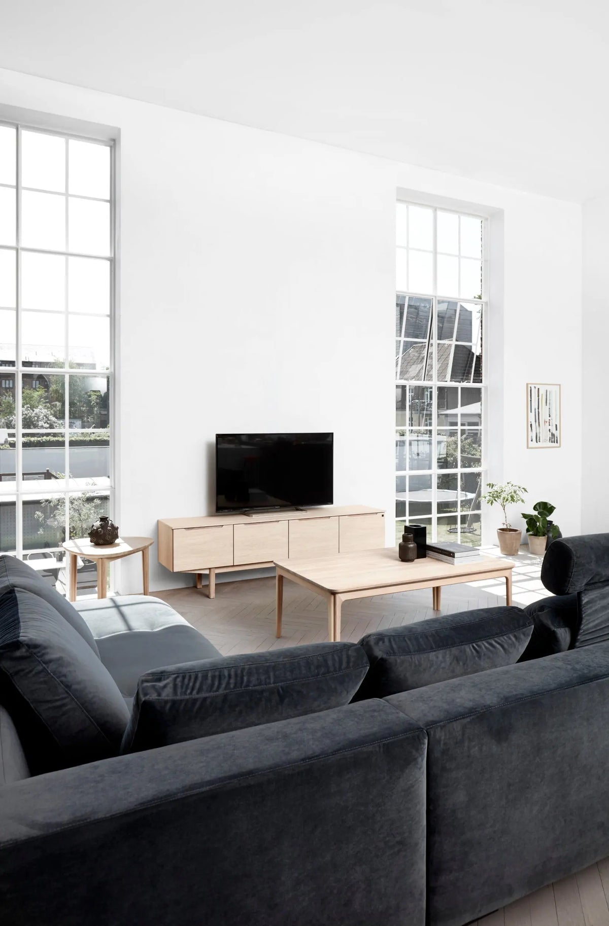 Skovby #305 TV-taso valkoöljytty tammi Skovby