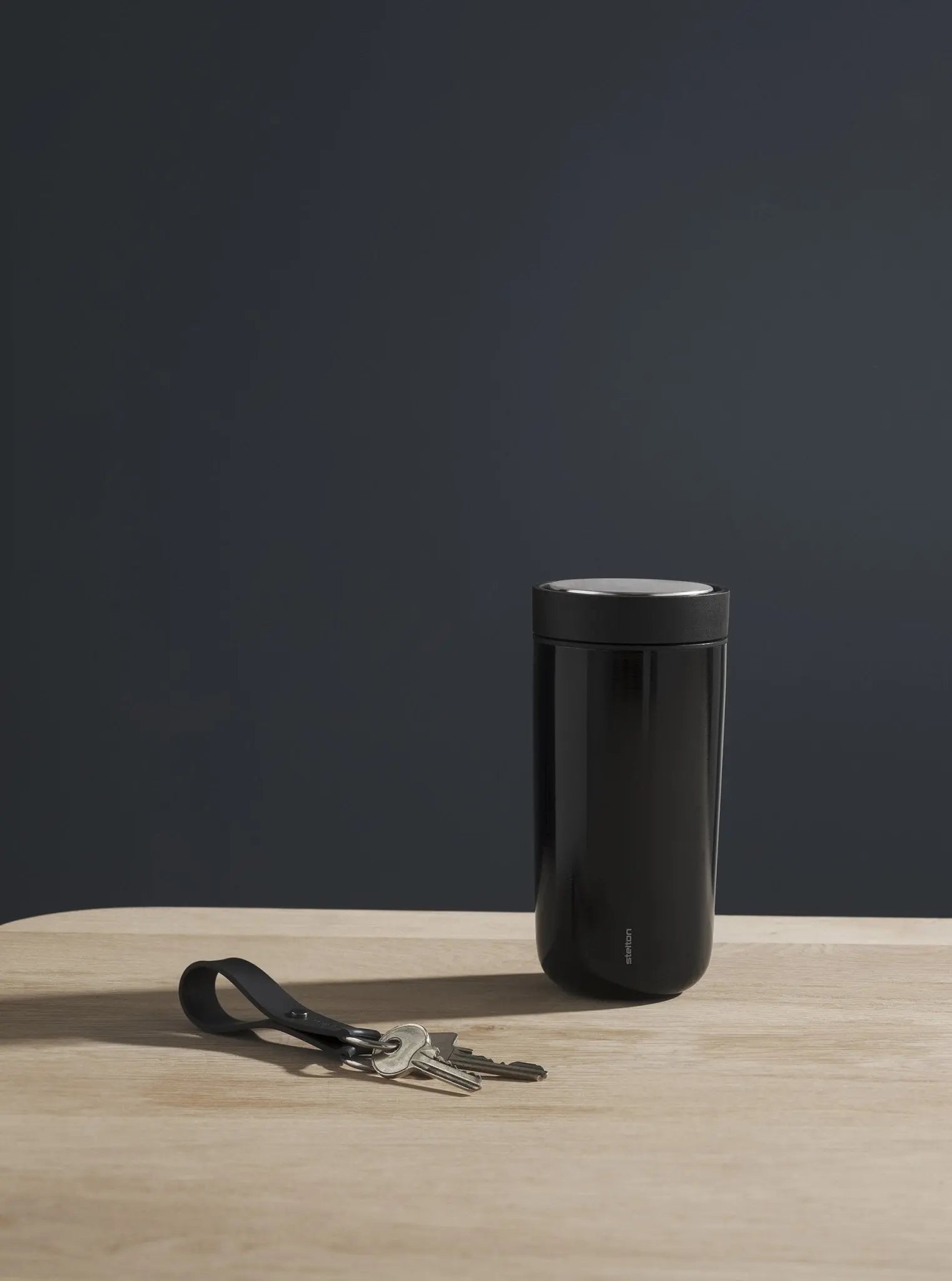 Stelton To Go Click termosmuki 0,4l musta - Laatukaluste