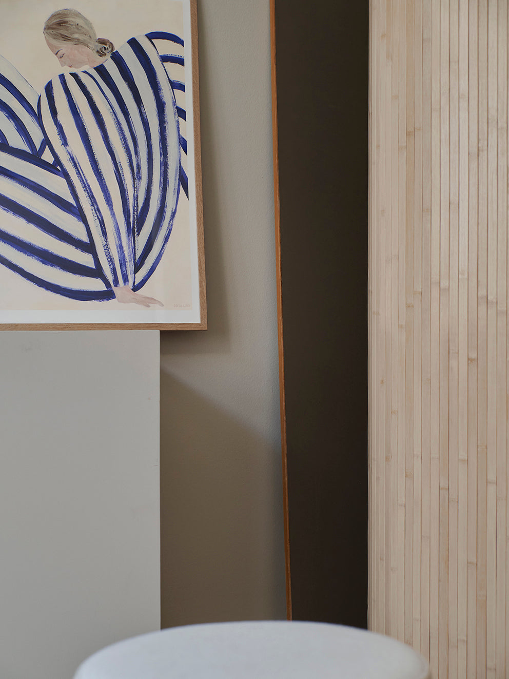 The Poster Club Blue Stripe At Concorde juliste The Poster Club