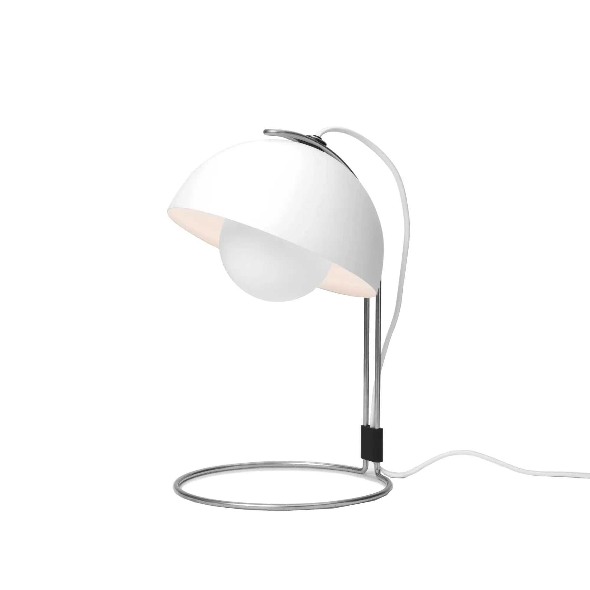 &Tradition Flowerpot VP4 pöytävalaisin mattavalkoinen - Laatukaluste