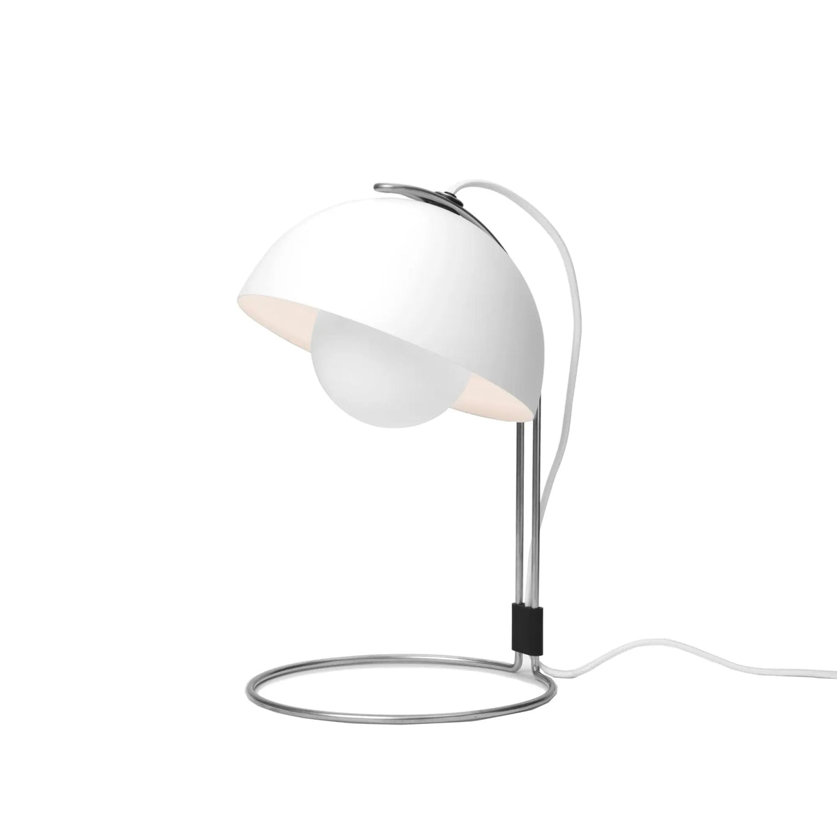 &Tradition Flowerpot VP4 pöytävalaisin mattavalkoinen - Laatukaluste