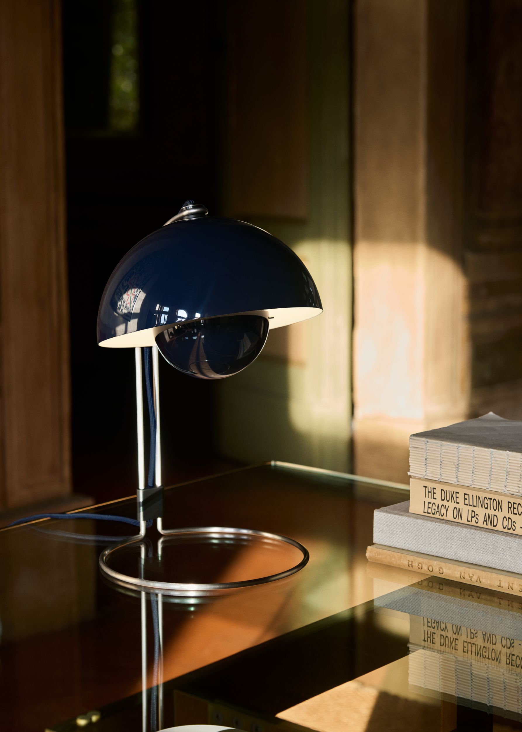 &Tradition Flowerpot VP4 pöytävalaisin teräksensininen &Tradition