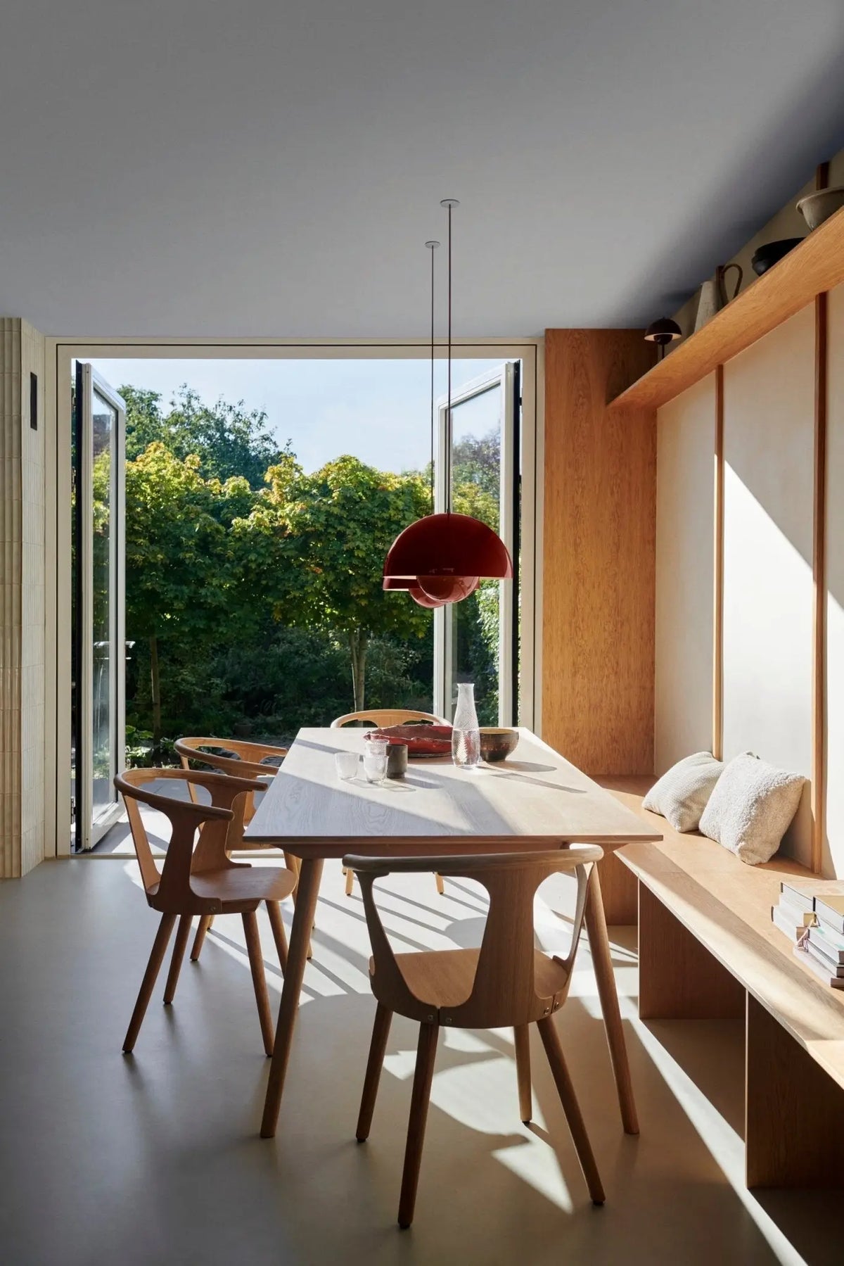 &Tradition Flowerpot VP7 punainen - Laatukaluste