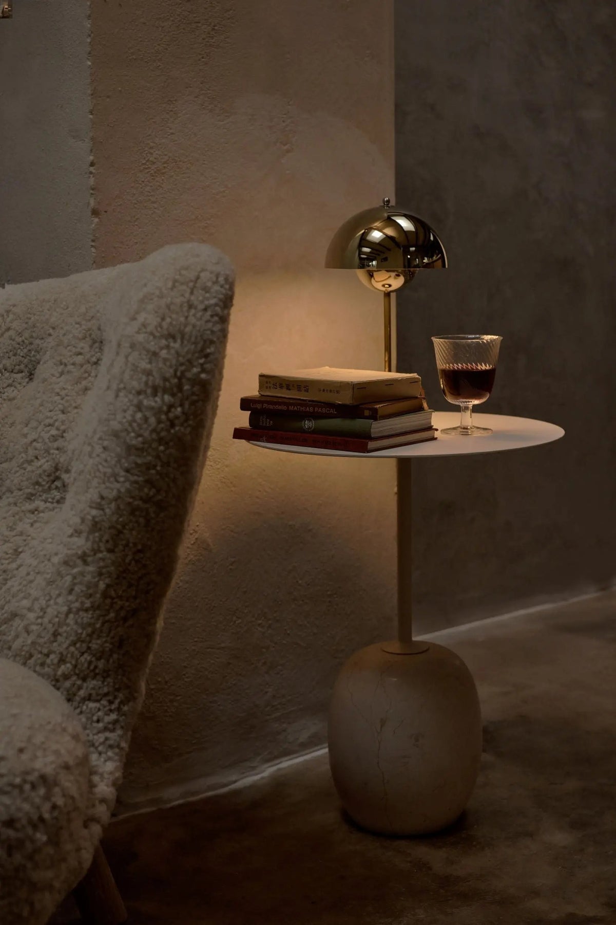 &Tradition Flowerpot VP9 Portable pöytävalaisin messinki &Tradition