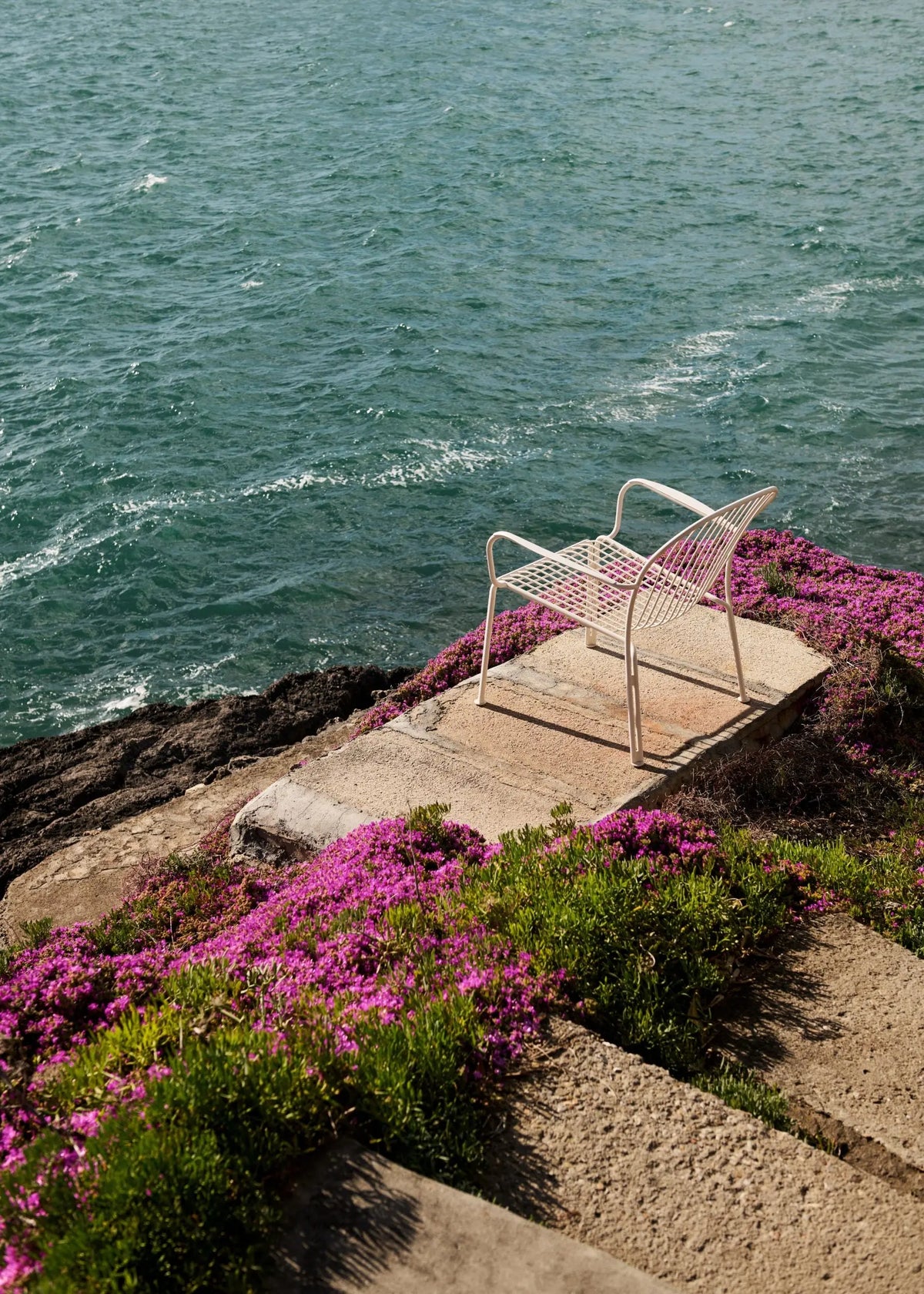 &Tradition Thorvald SC101 nojatuoli norsunluunvalkoinen &Tradition