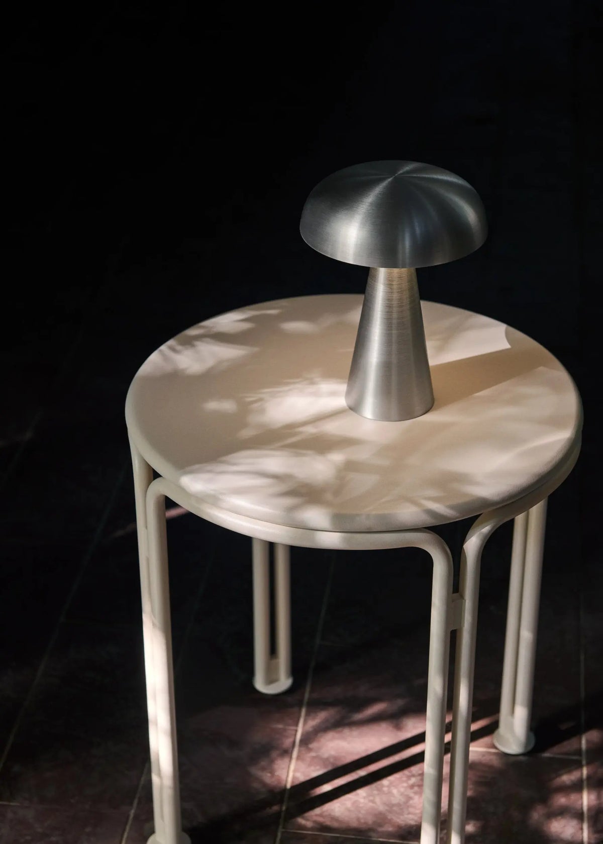 &Tradition Thorvald SC102 sivupöytä norsunluunvalkoinen &Tradition